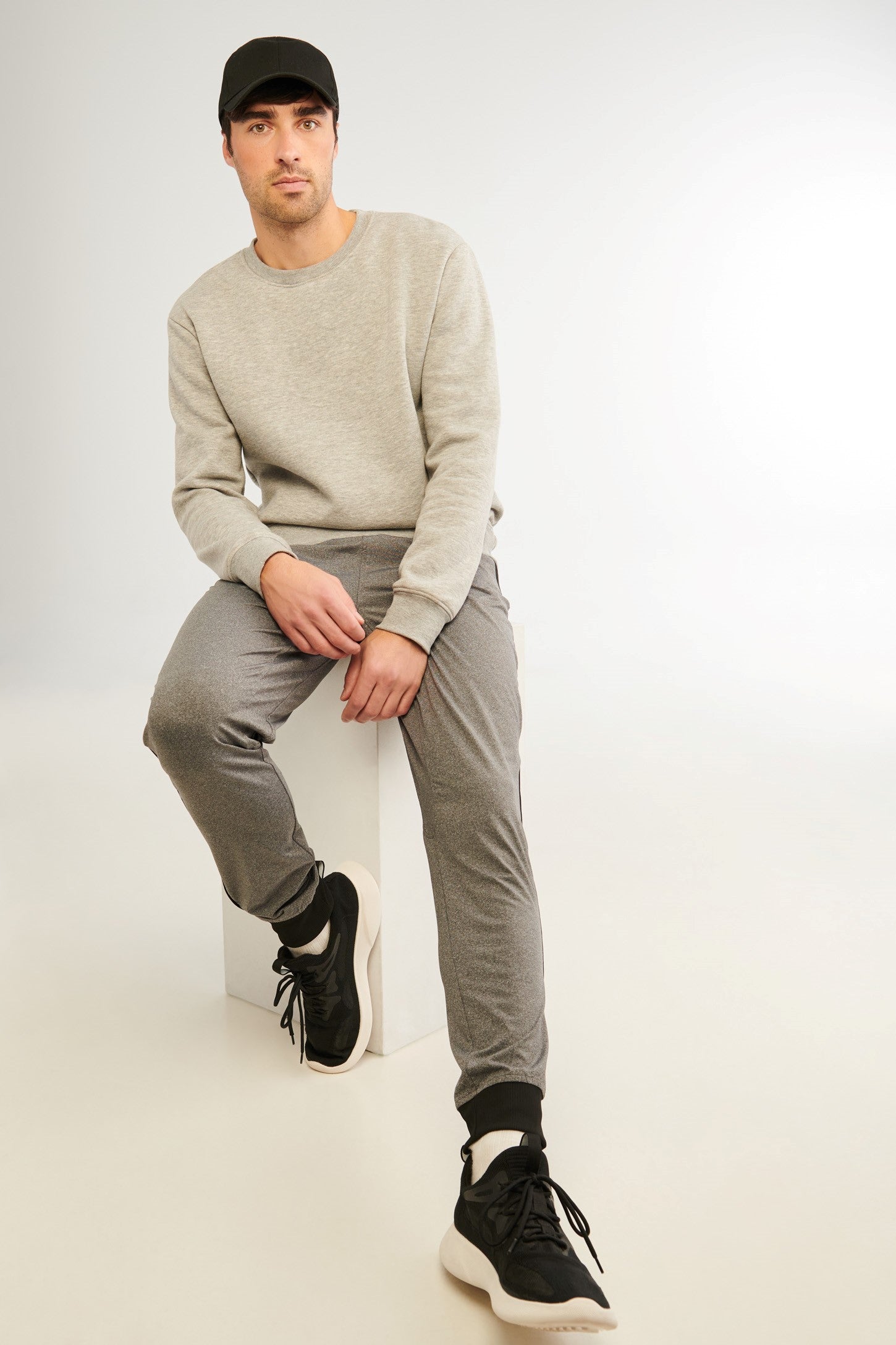 Pantalon jogger sportif - Homme && CHARBON MIXTE