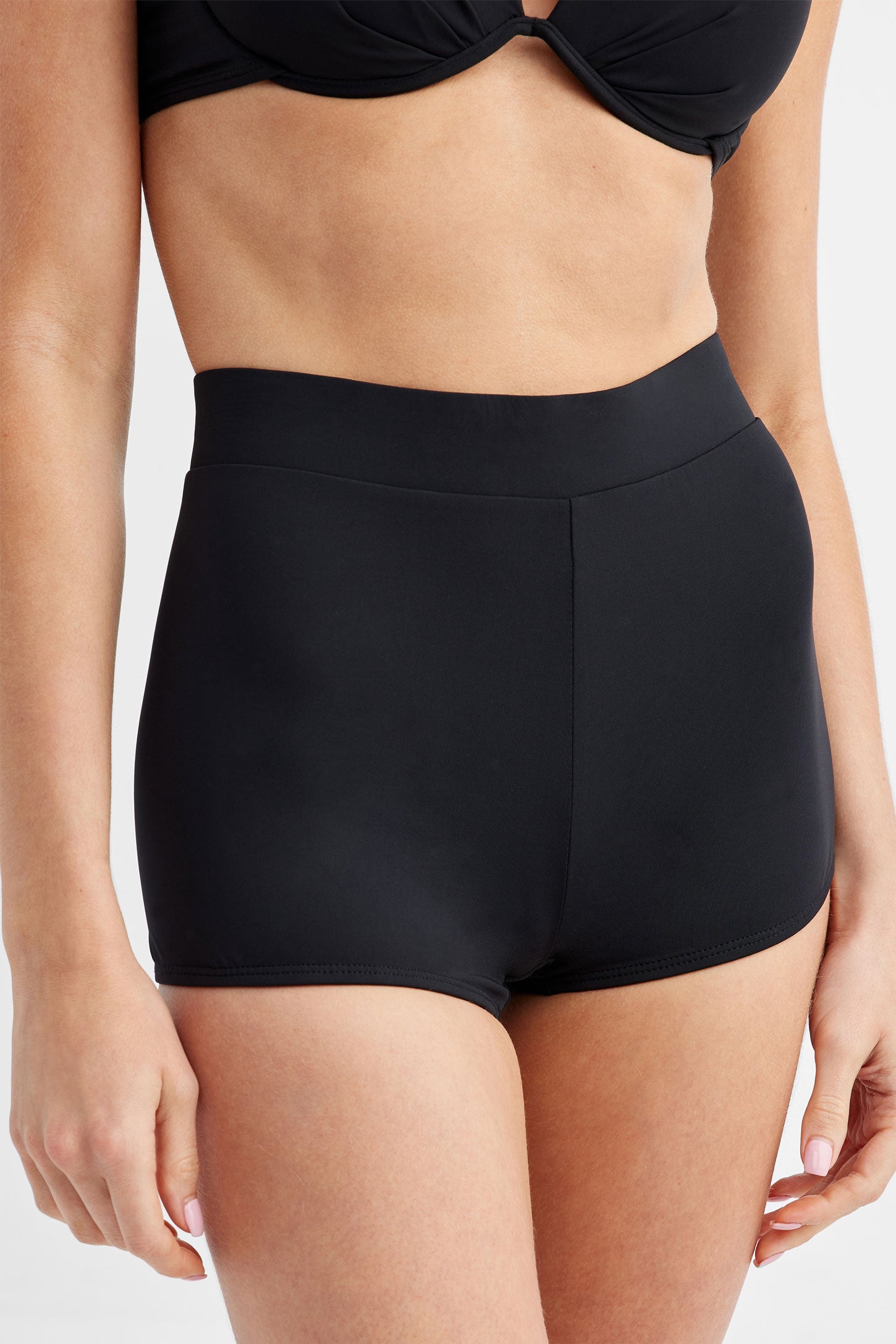 Culotte maillot de bain garçonne, 2/40$ - Femme && NOIR