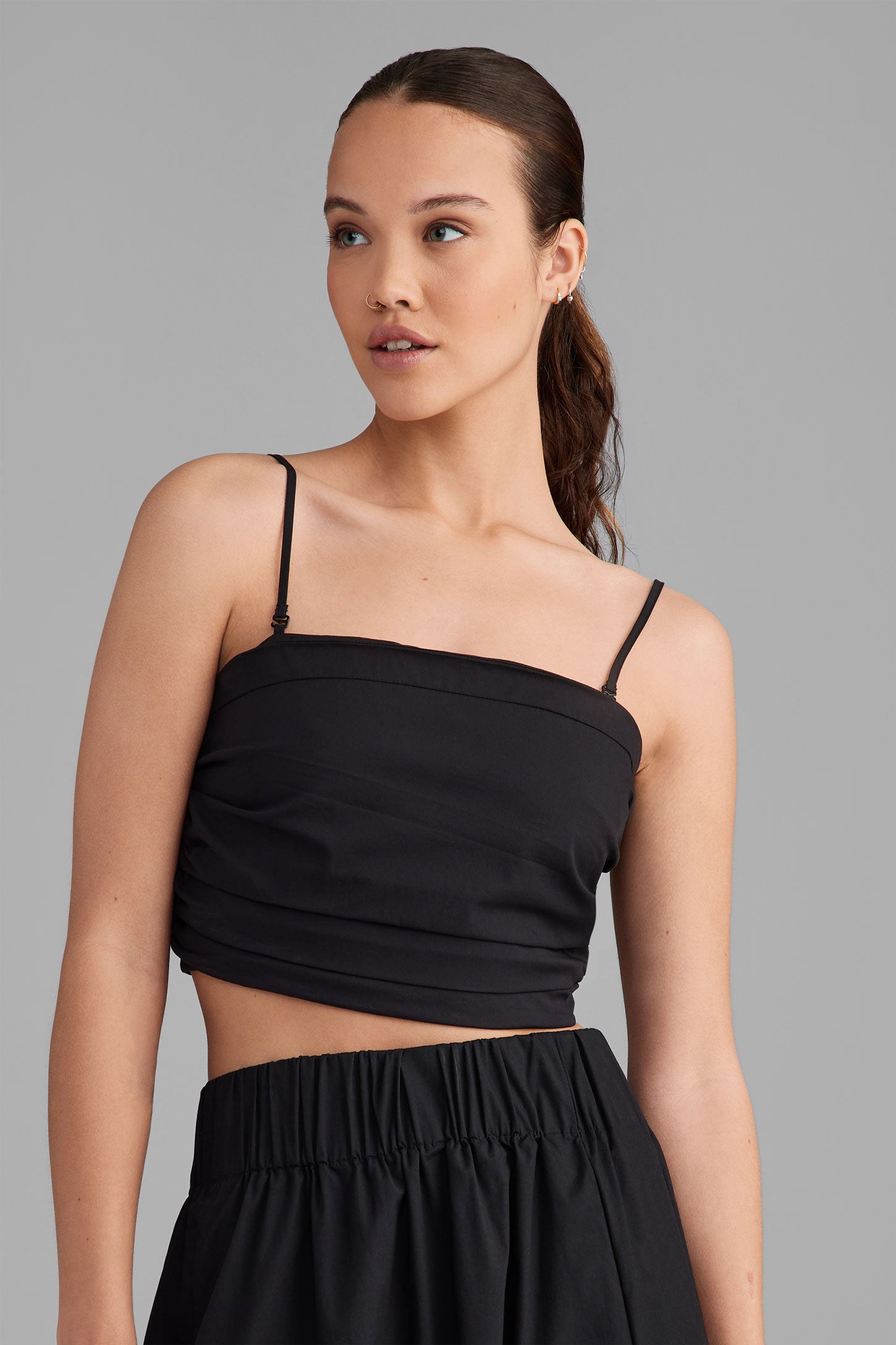 Camisole froncée écourtée bretelles amovible - Femme && NOIR