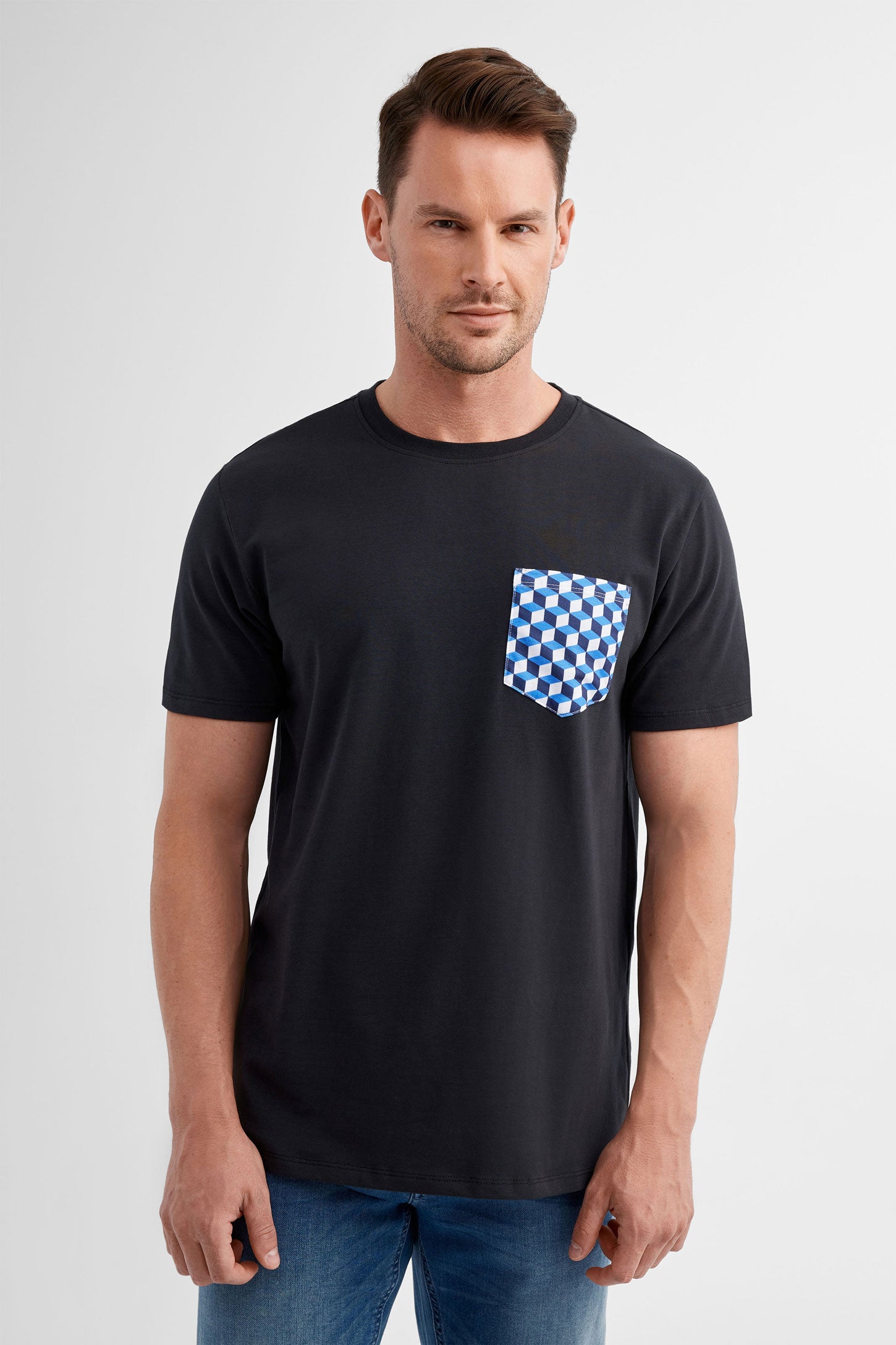 Duos futés, T-shirt à poche en coton, 2/30$ - Homme && NOIR