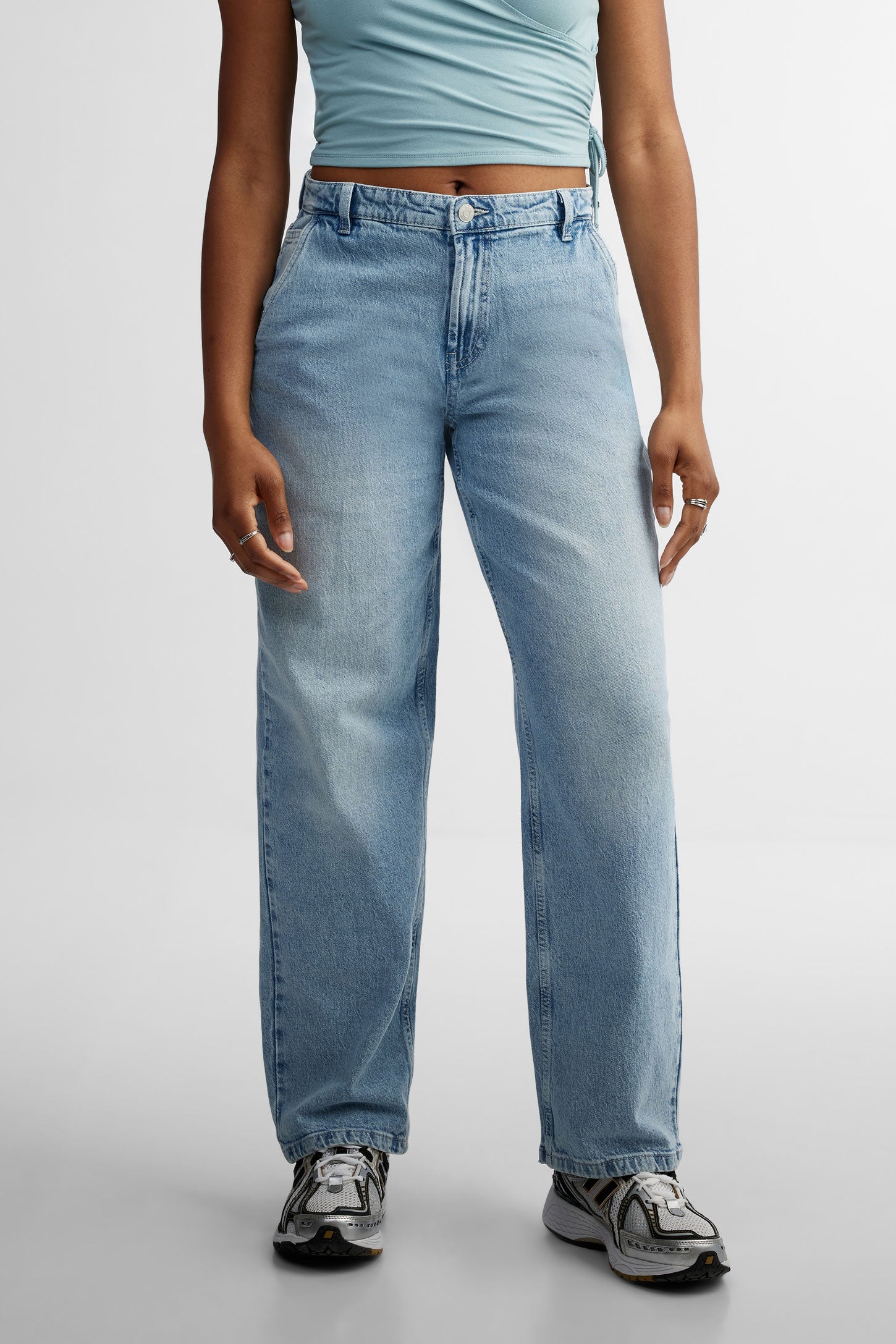Jeans mi-taille coupe ''Baggy'' - Femme && DENIM PALE