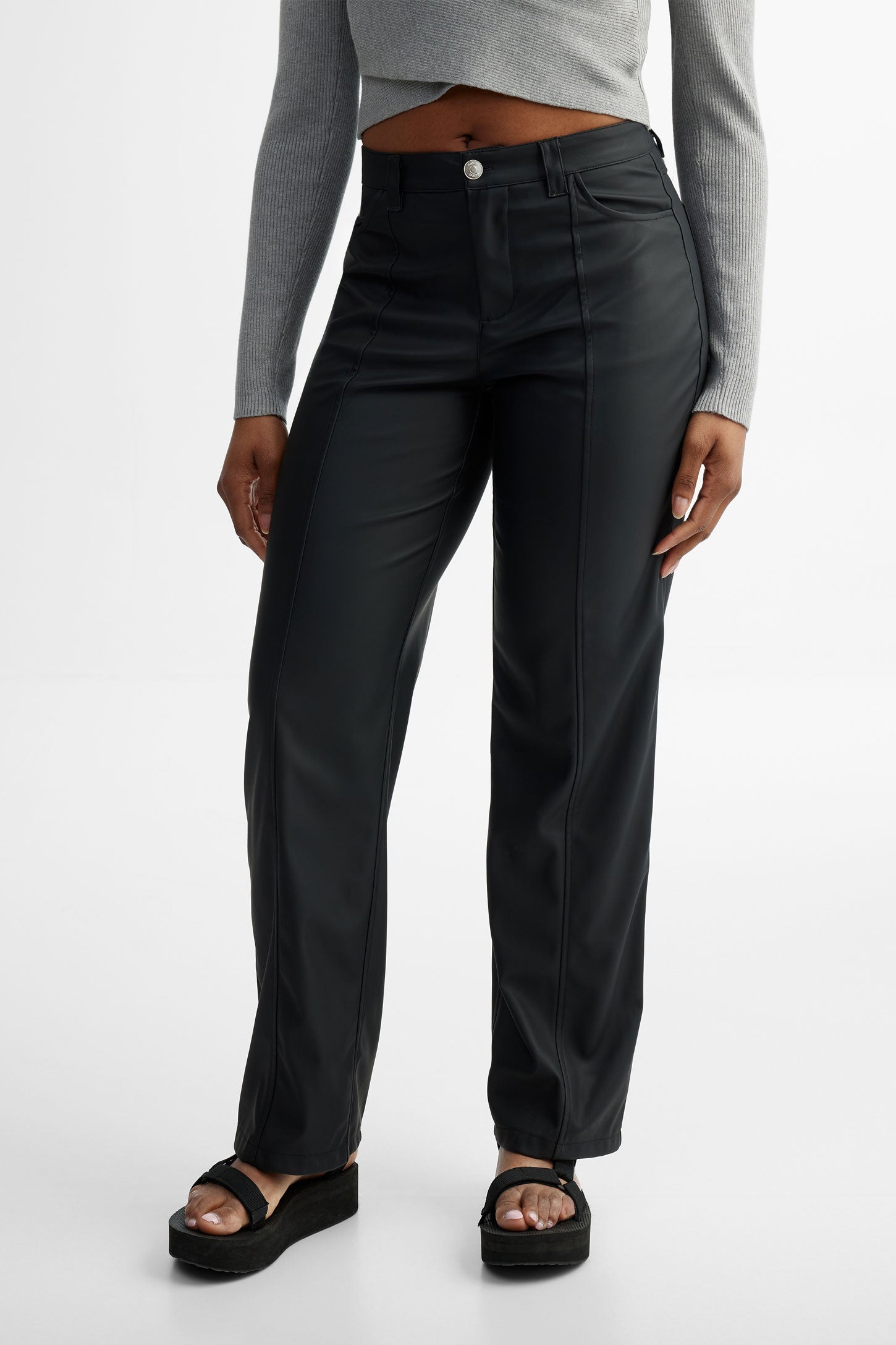Pantalon cuir végane jambe droite - Femme && NOIR