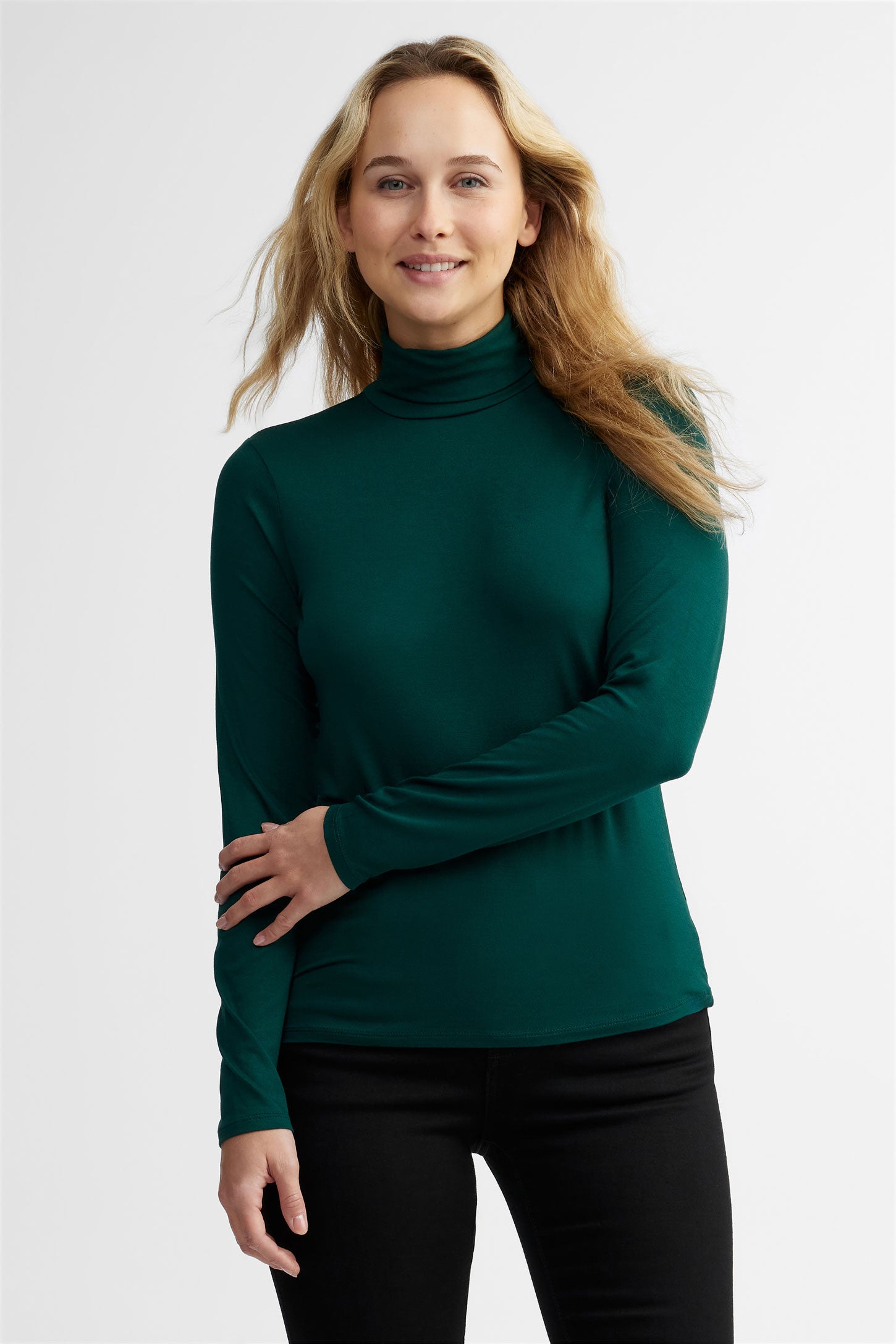 Chandail col roulé coupe semi-ajustée – Femme && VERT FORET