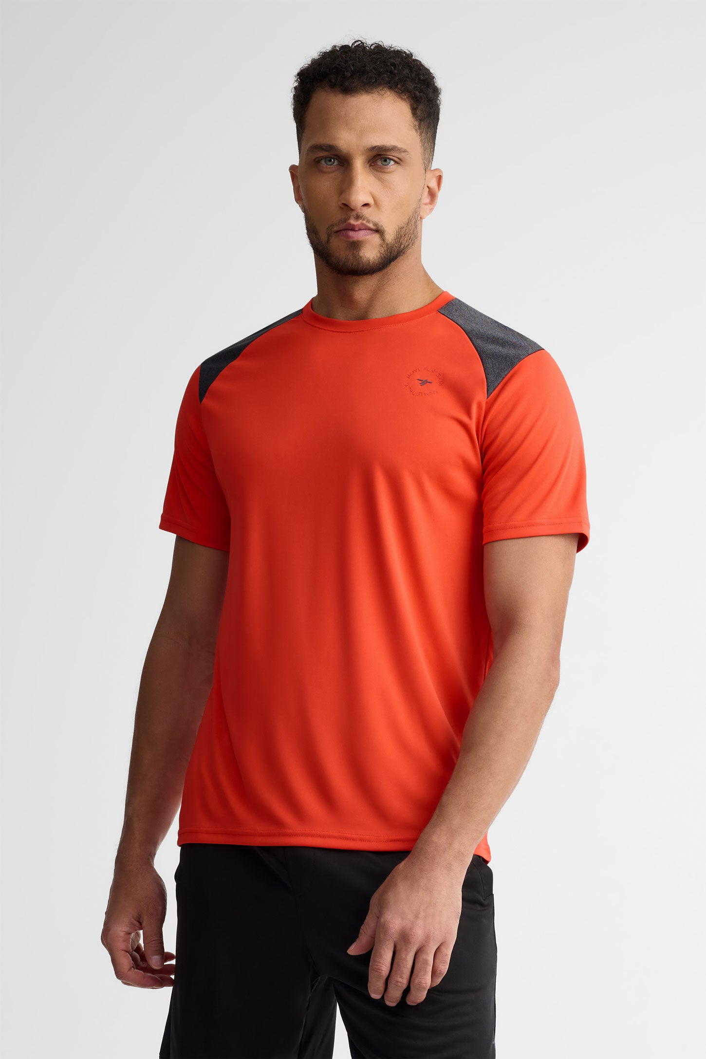 T-shirt athlétique - Homme && ROUGE