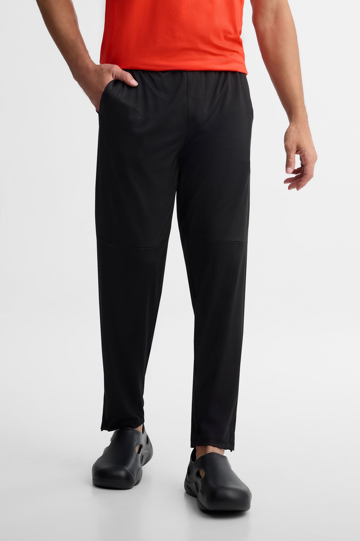 Pantalon jambe droite athlétique - Homme && NOIR