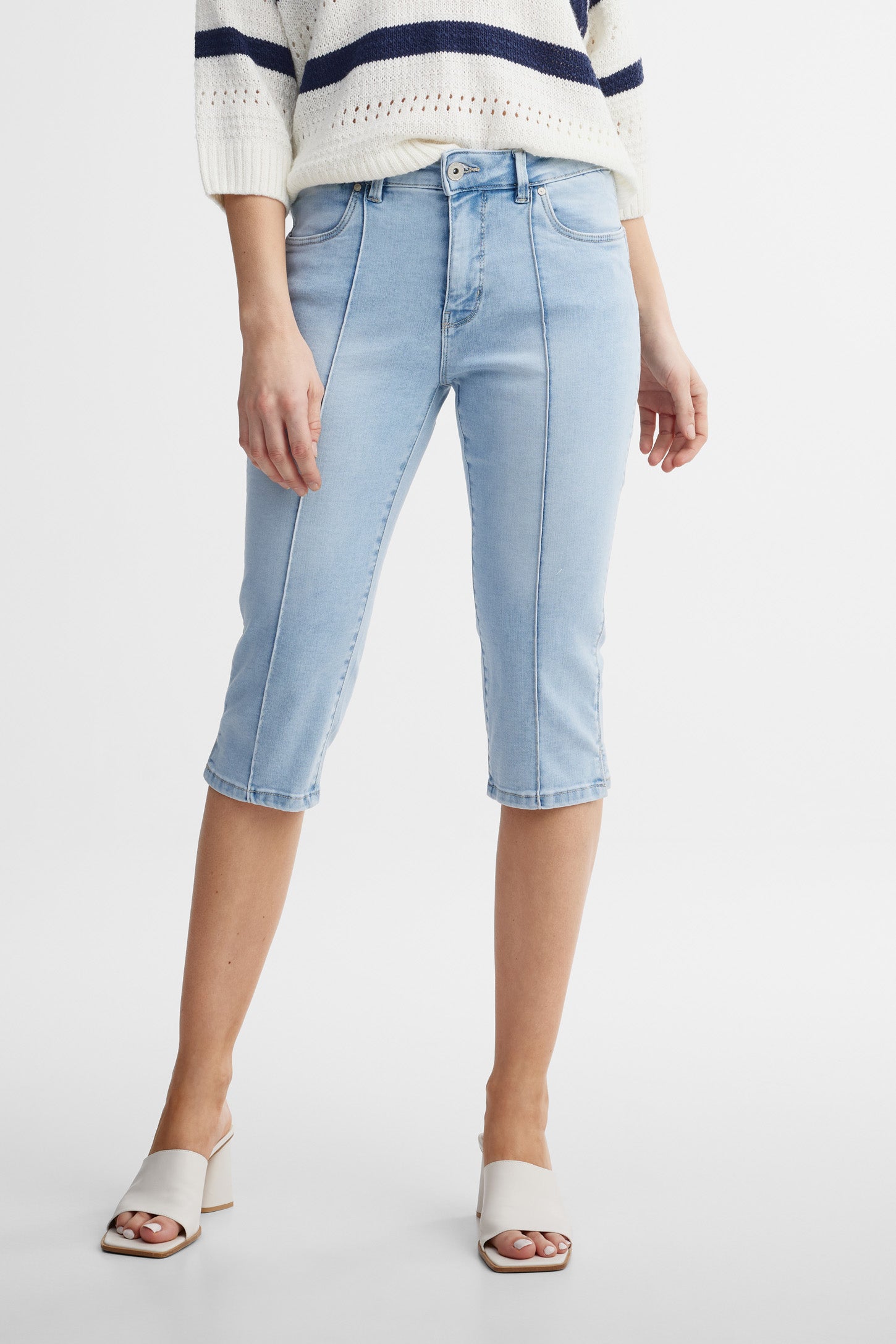 Capri ajusté en jeans - Femme && DENIM PALE
