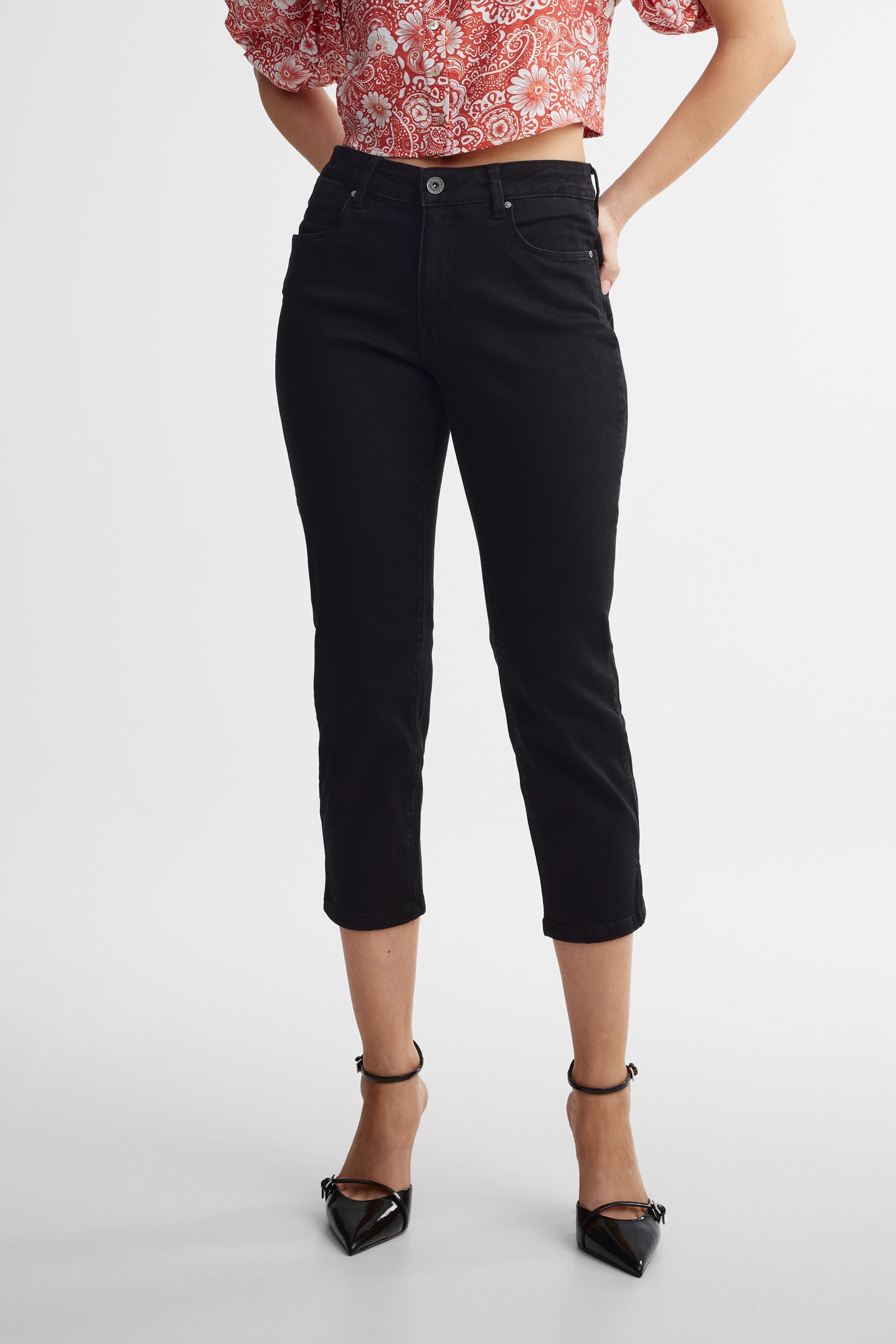 Capri jambe droite ajustée en jeans - Femme && DENIM NOIR