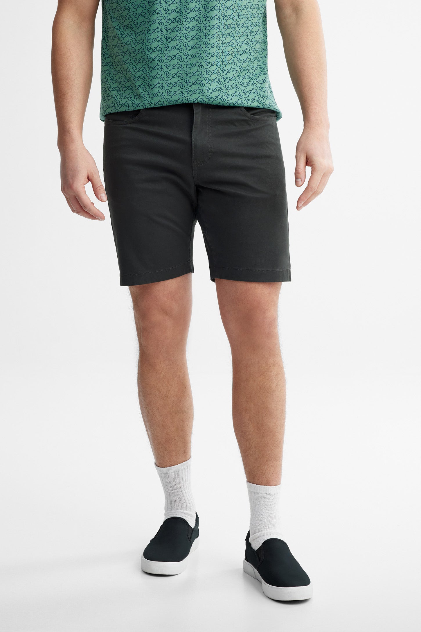 Short coupe droite en twill - Homme && NOIR