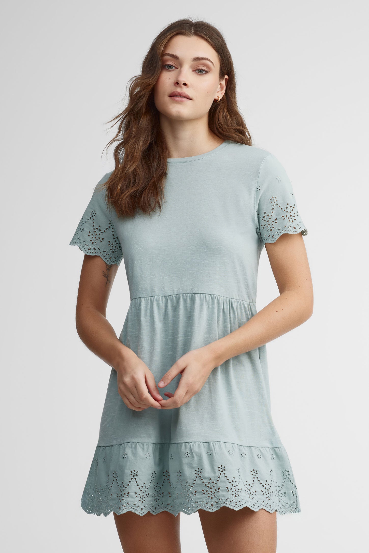 Robe manches courtes broderie anglaise - Femme && AQUA