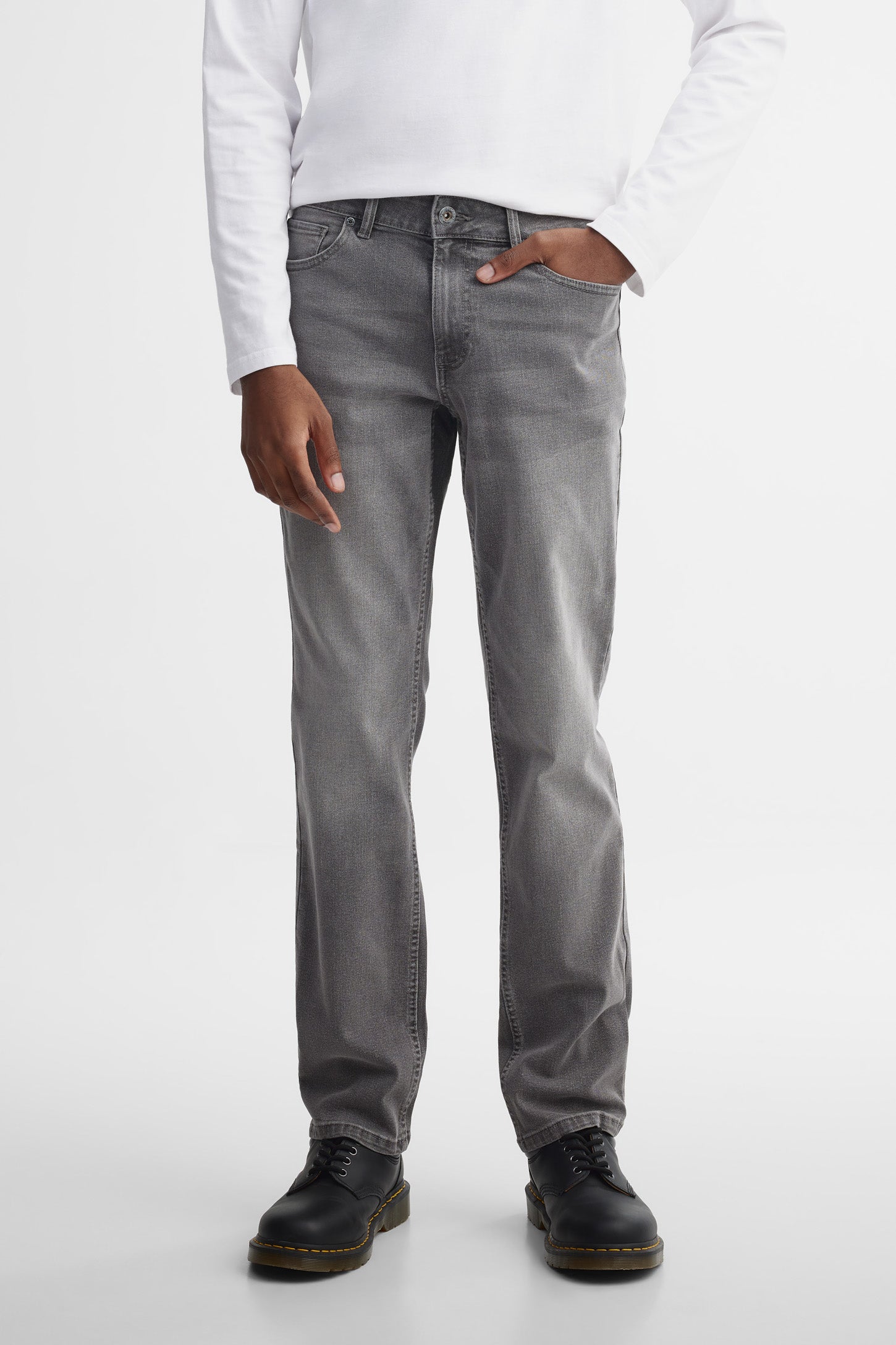 Jeans jambe droite coupe confort - Homme && GRIS