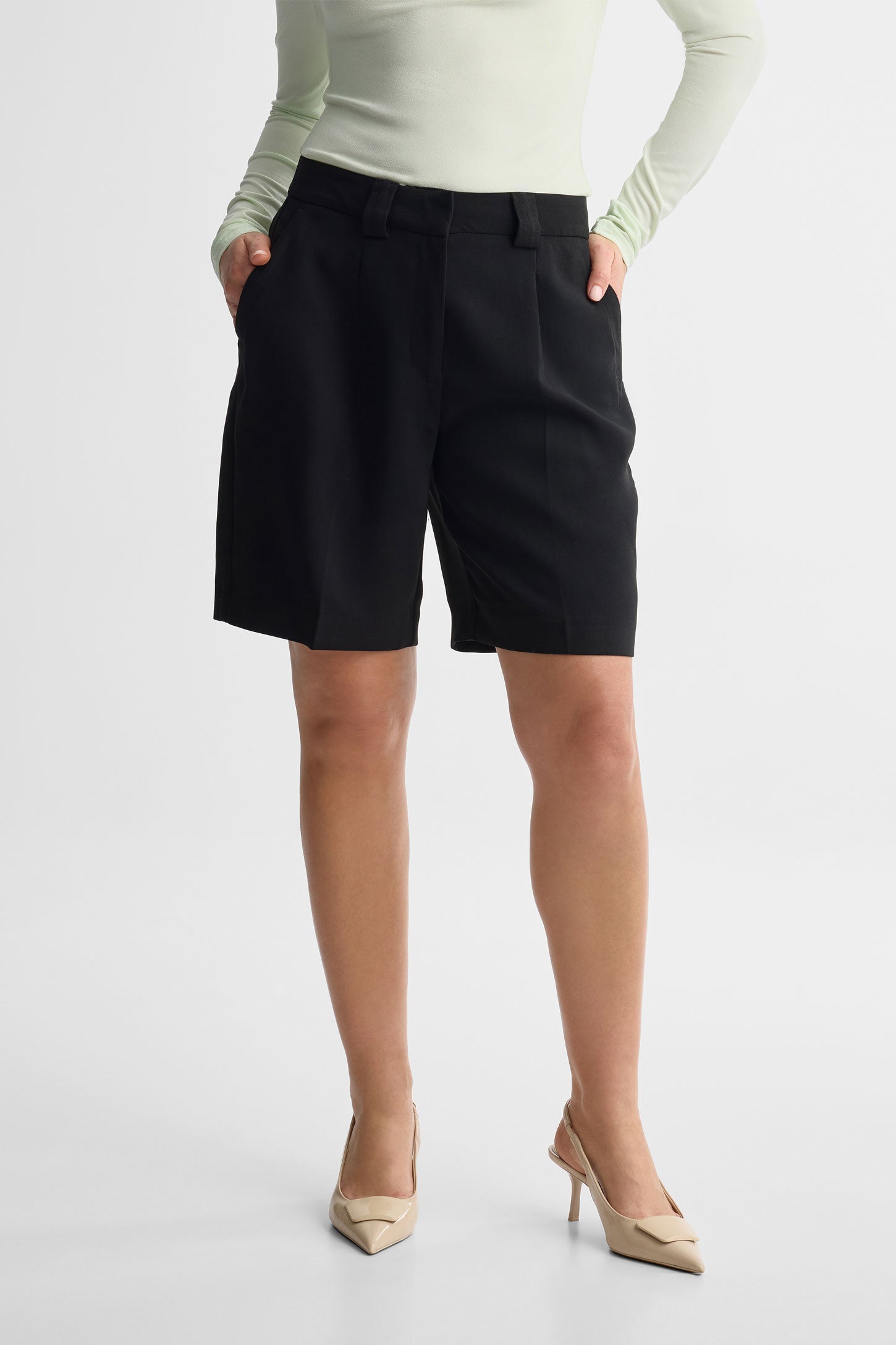 Short plissé taille haute - Femme && NOIR