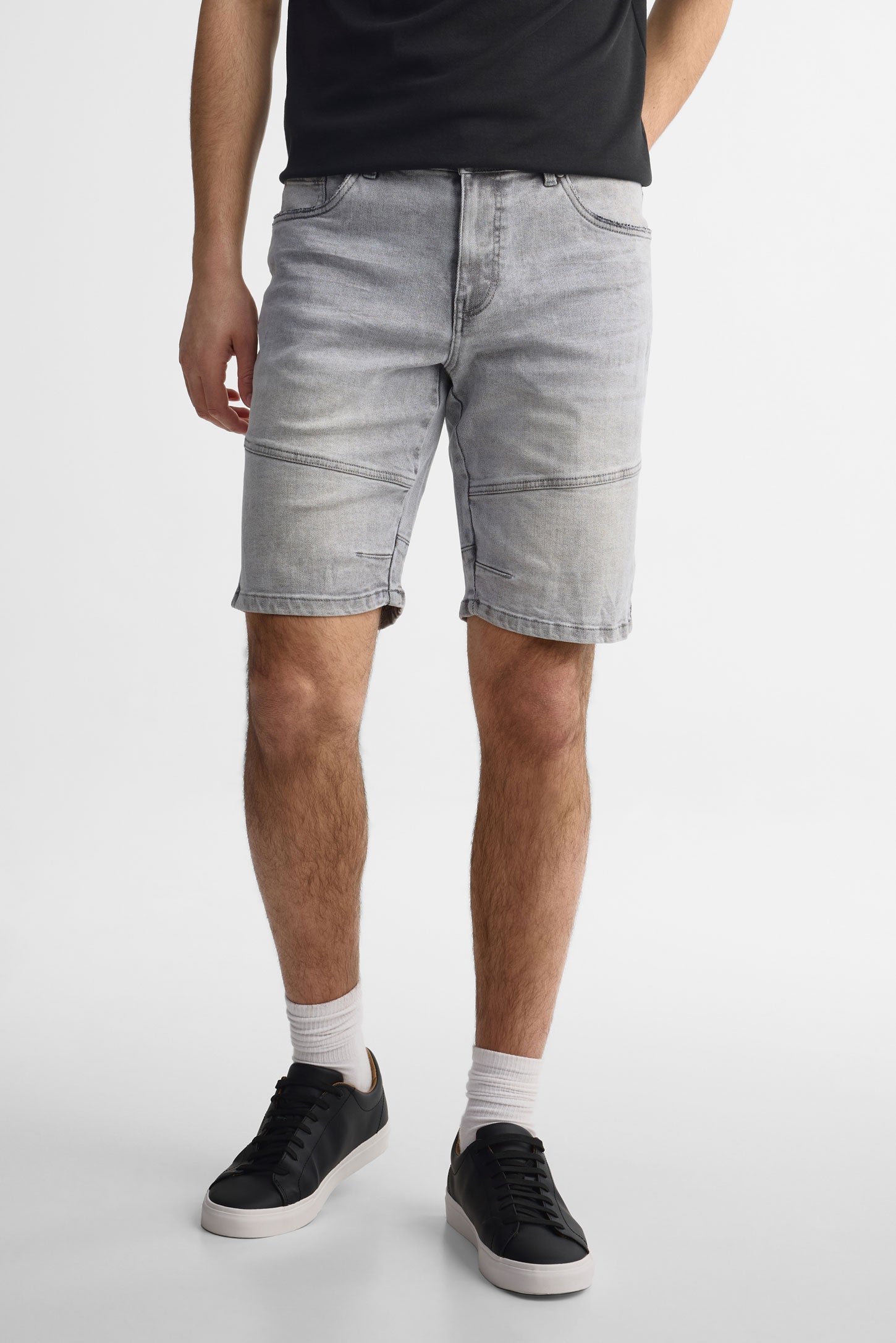 Bermuda en jeans coupe régulière 10.5'' - Homme && GRIS PALE