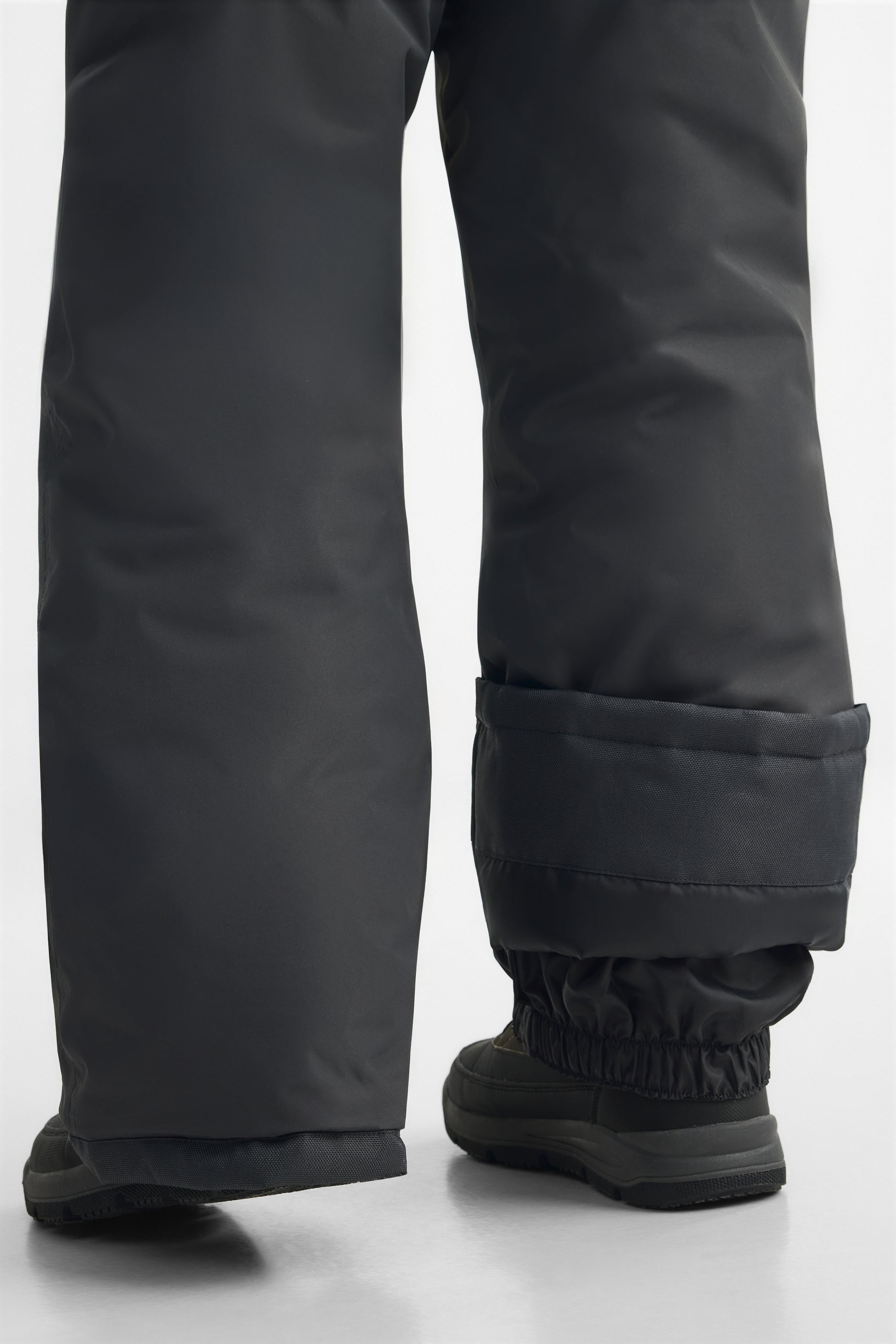 Salopette d'hiver isolée grise - Ado garçon && GRIS FONCE