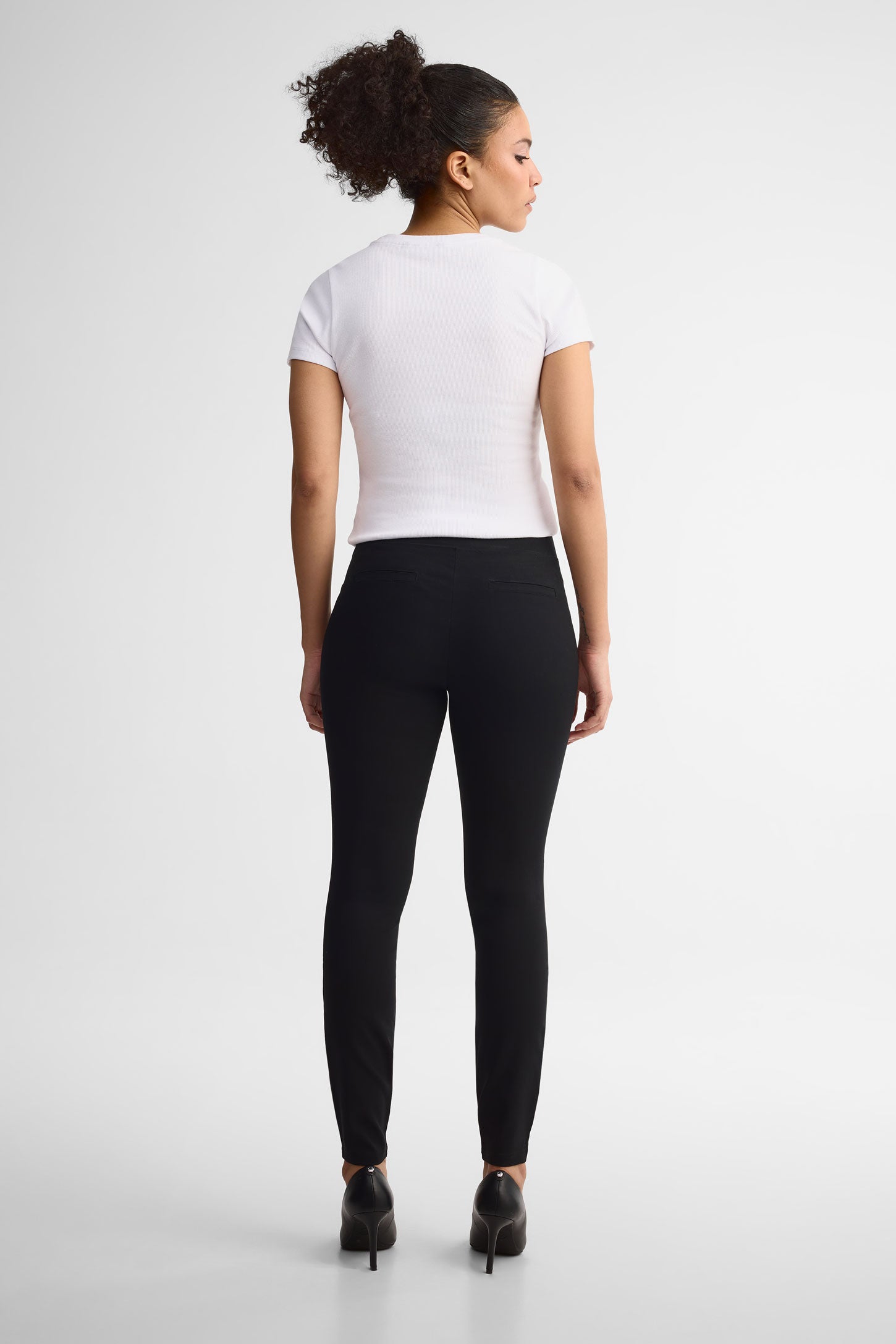 Pantalon étroit en twill - Femme && NOIR