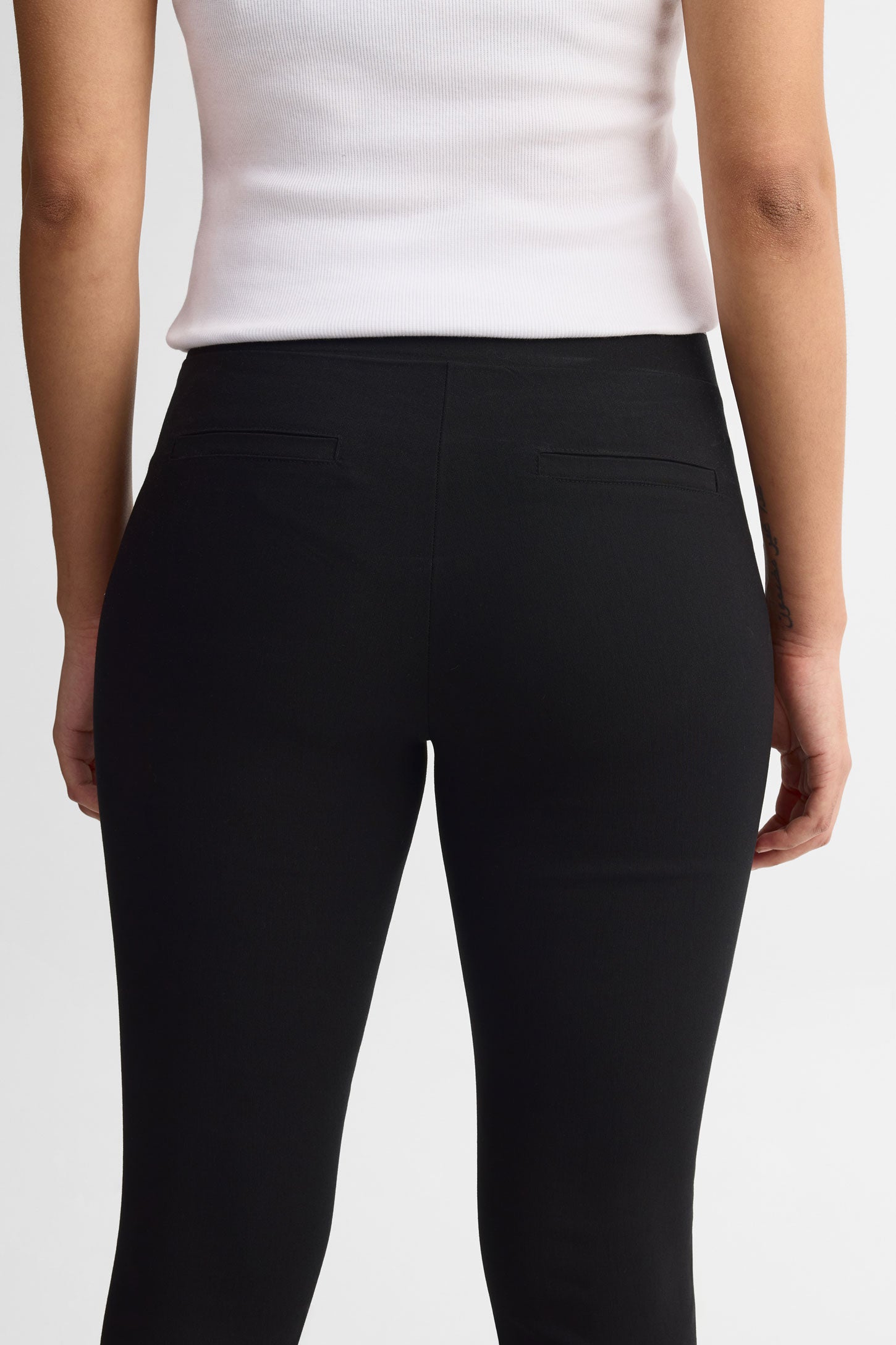 Pantalon étroit en twill - Femme && NOIR