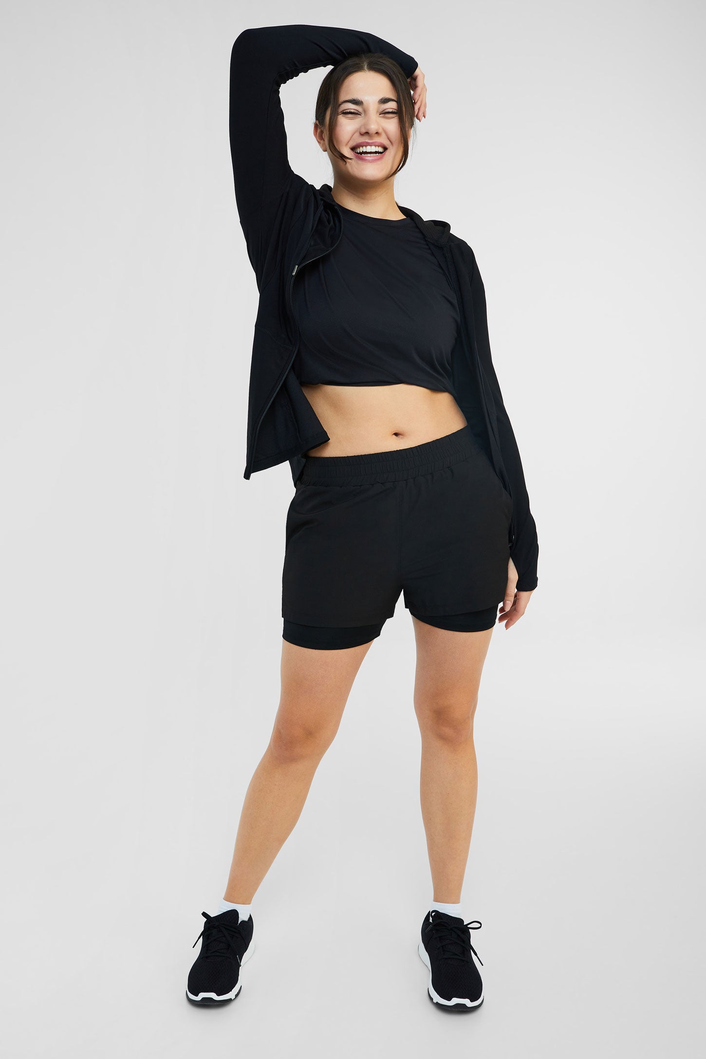 Short de sport avec cuissard - Femme && NOIR
