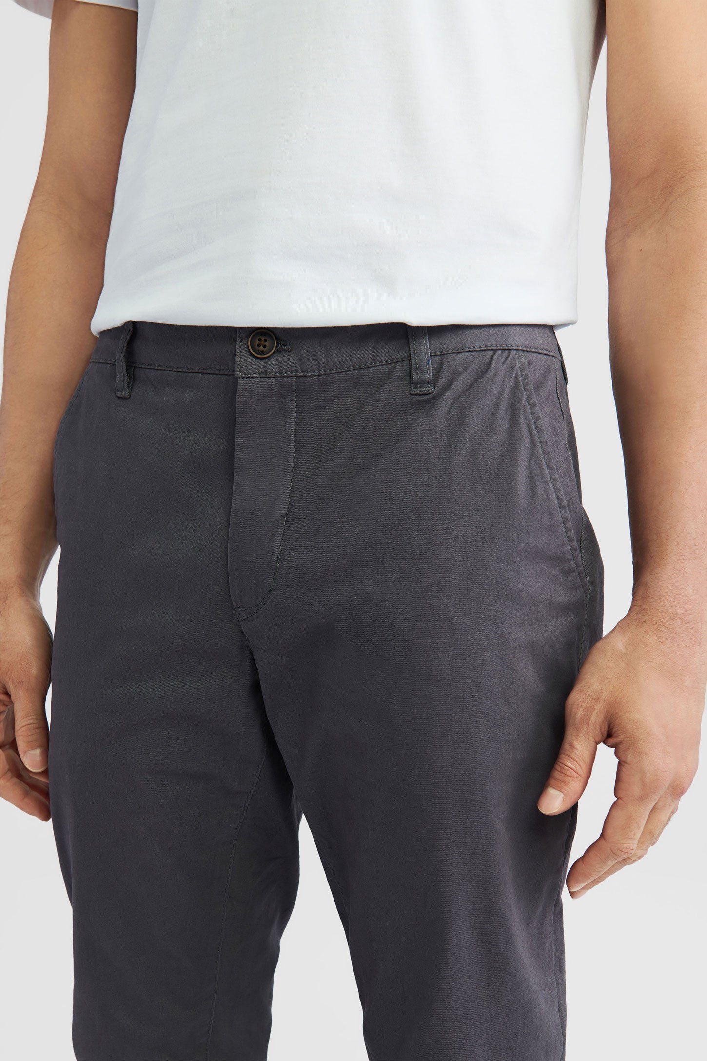 Pantalon chino en twill - Homme && GRIS