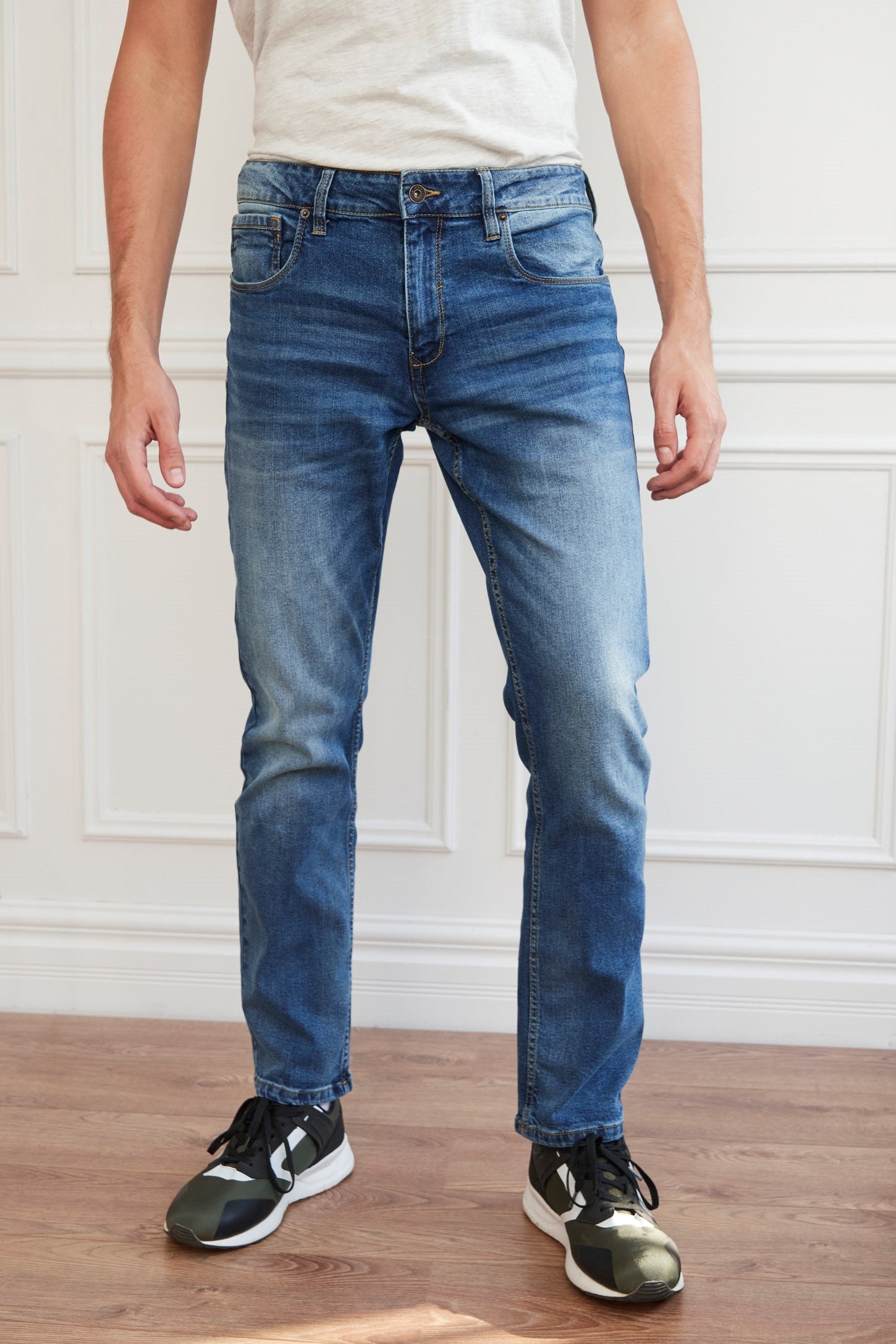 Regular fit medium blue jeans Men Aubainerie