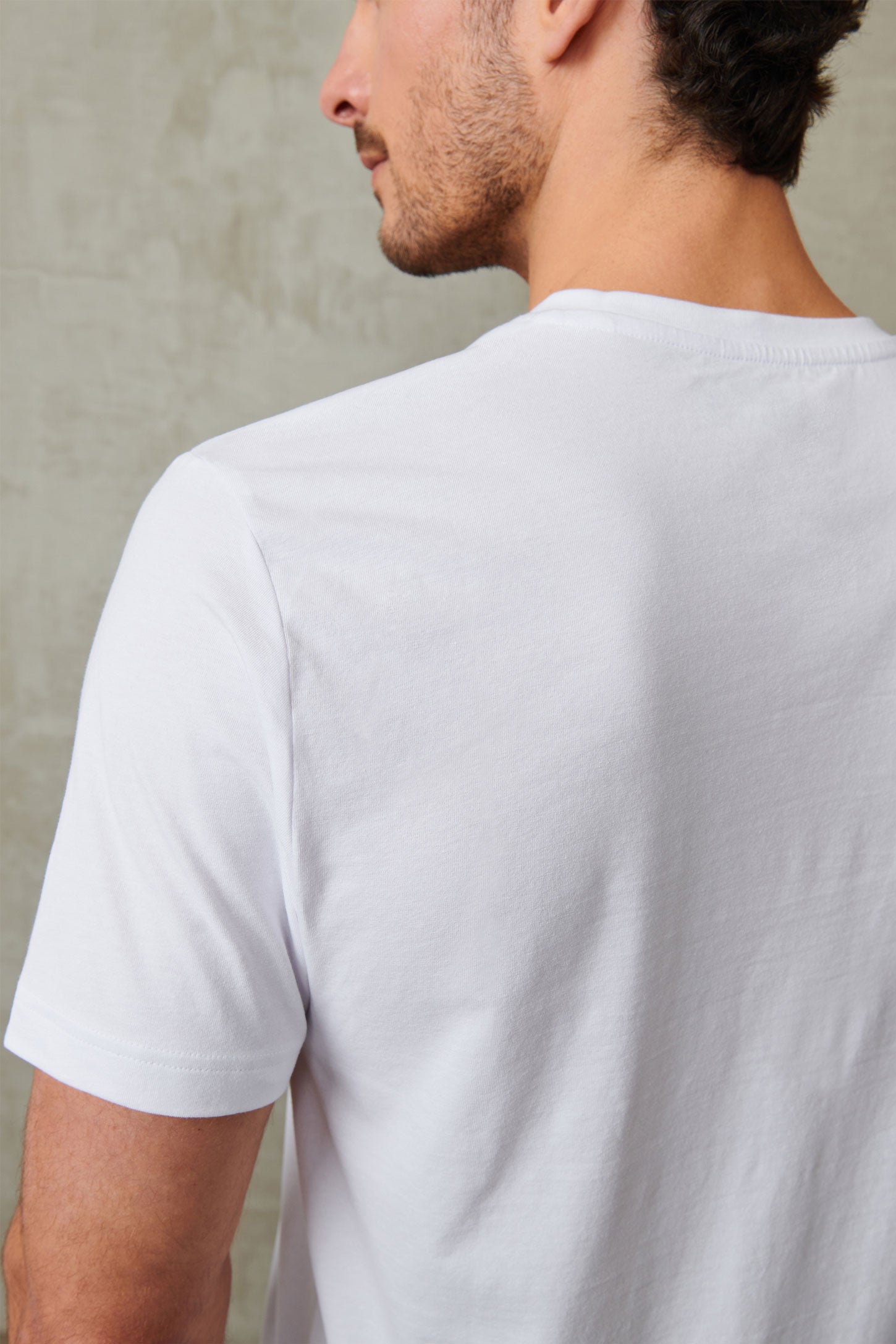 T-shirt col V coton extensible, 5/50$ - Homme && BLANC