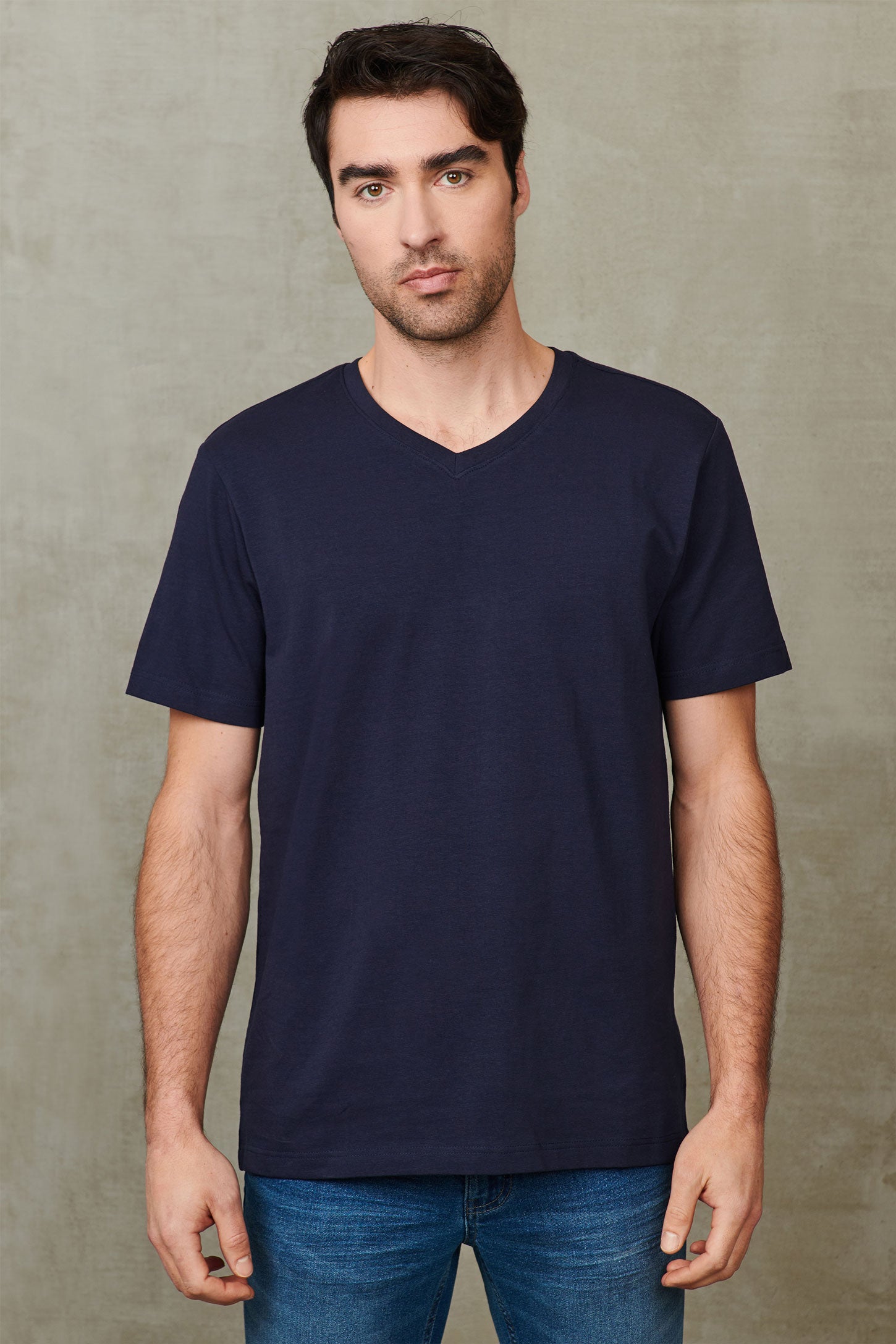 T-shirt col V coton extensible, 5/50$ - Homme && MARIN