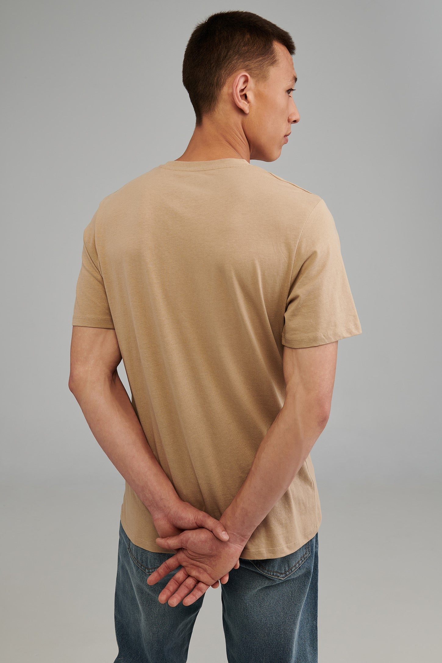 T-shirt à poche imprimé en coton bio - Homme && BEIGE