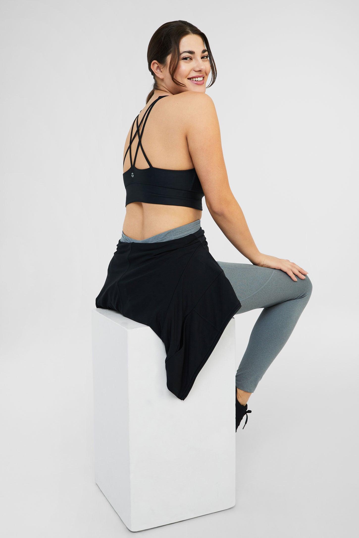 Soutien-gorge athlétique dos croisé, Flex - Femme && NOIR