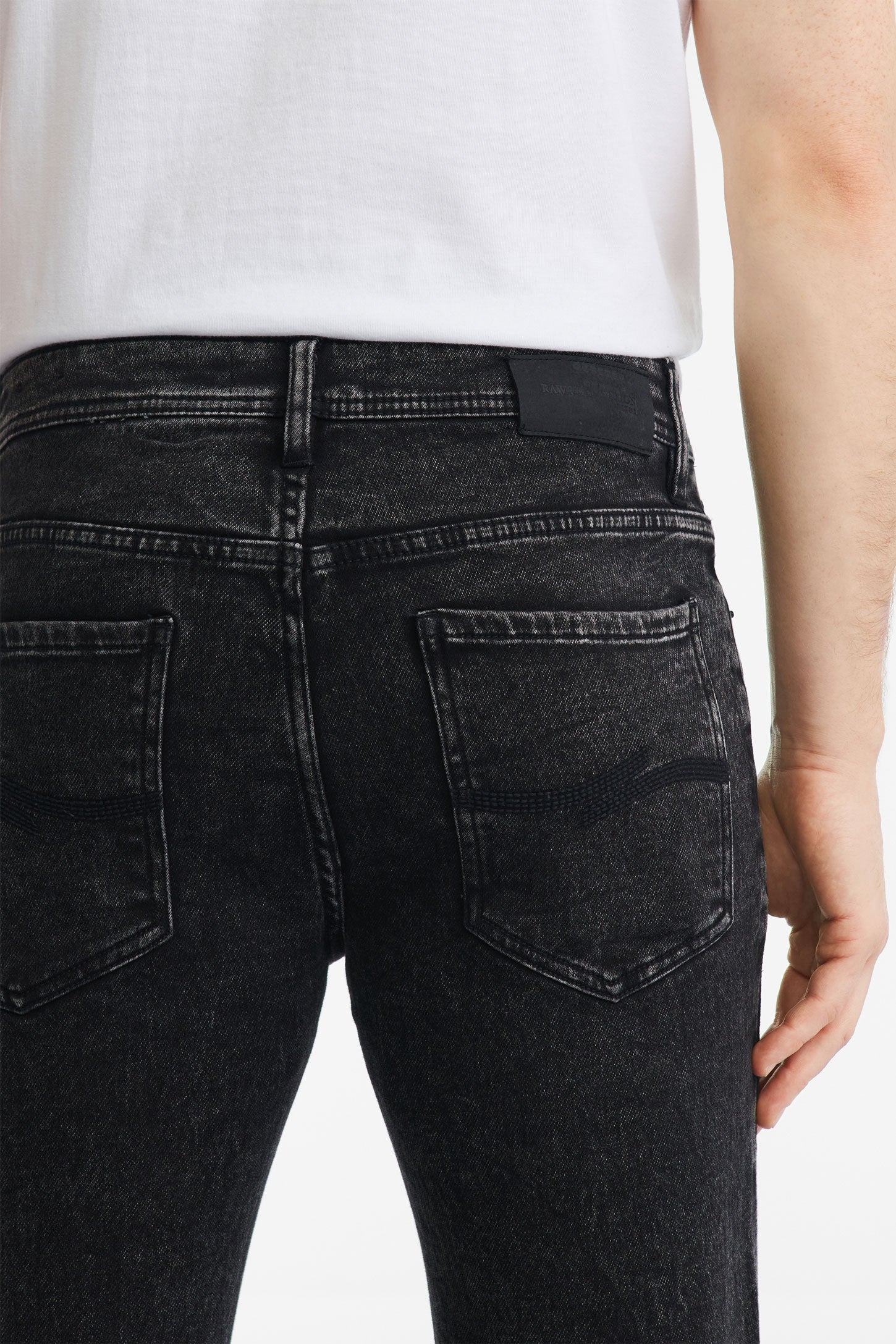 Jeans coupe ajustée - Homme && NOIR