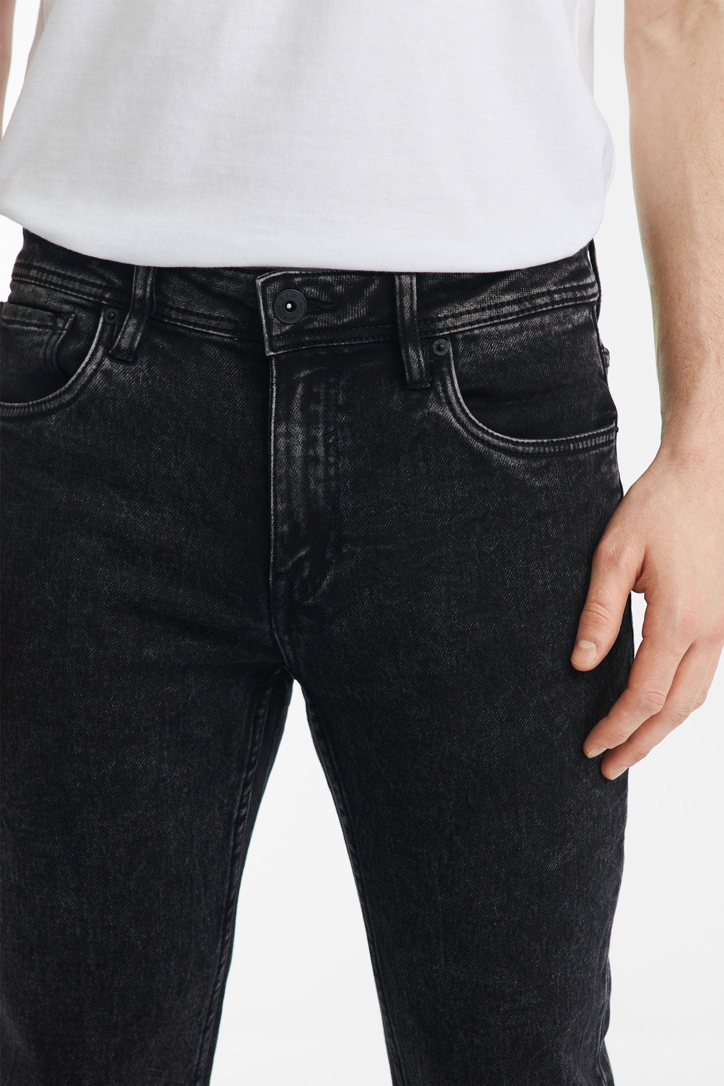 Jeans coupe ajustée - Homme && NOIR