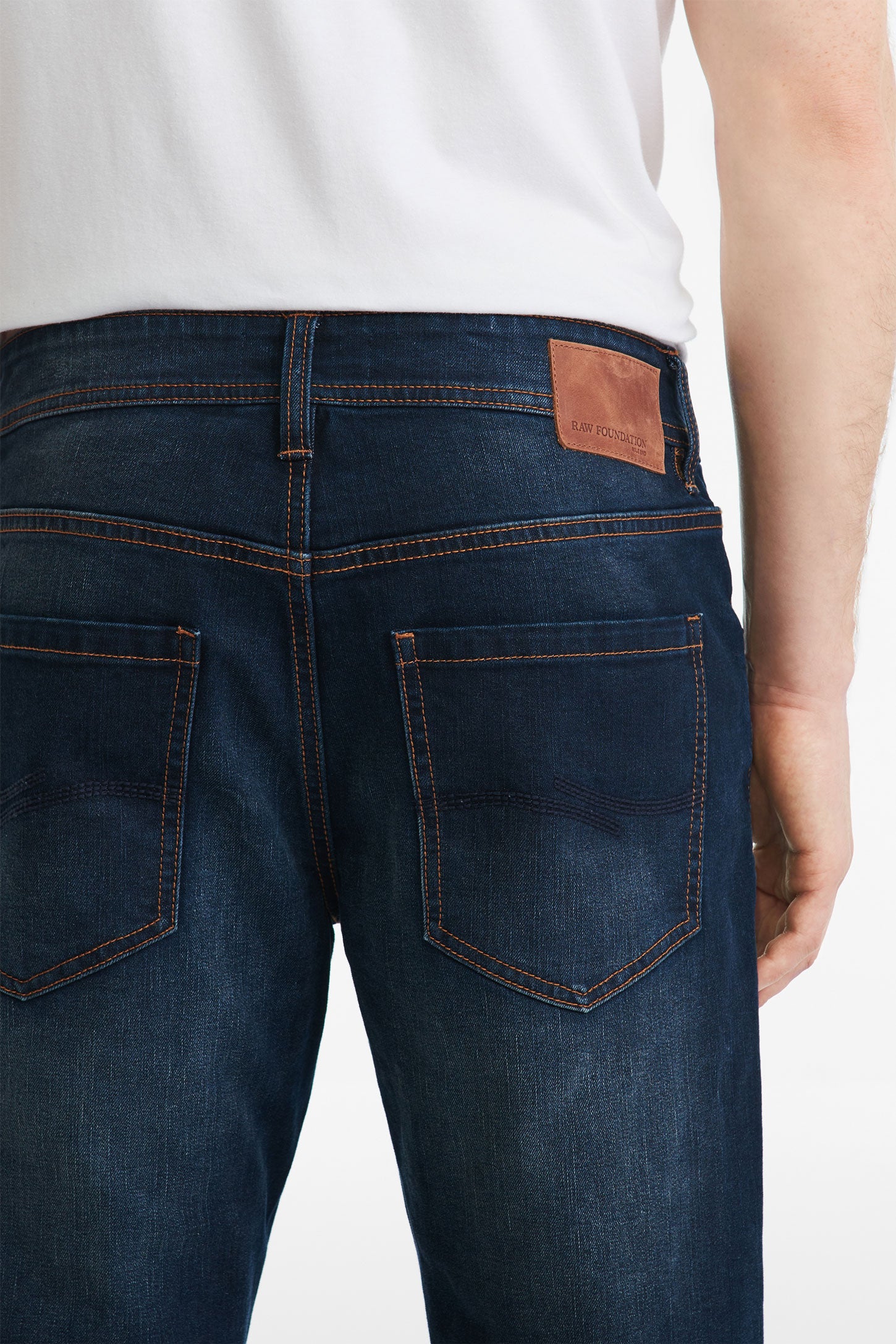Jeans coupe ajustée - Homme && INDIGO