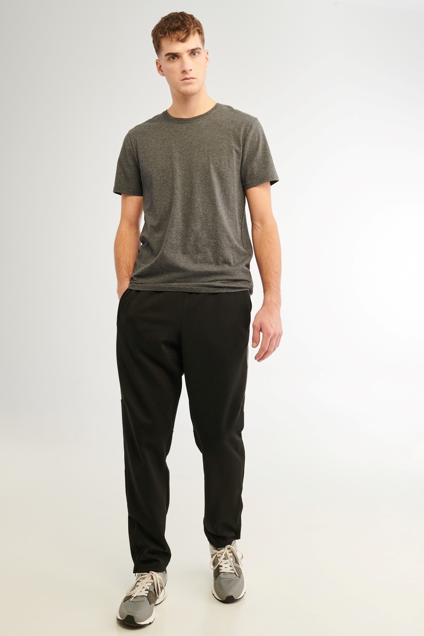 Pantalon sportif - Homme && NOIR