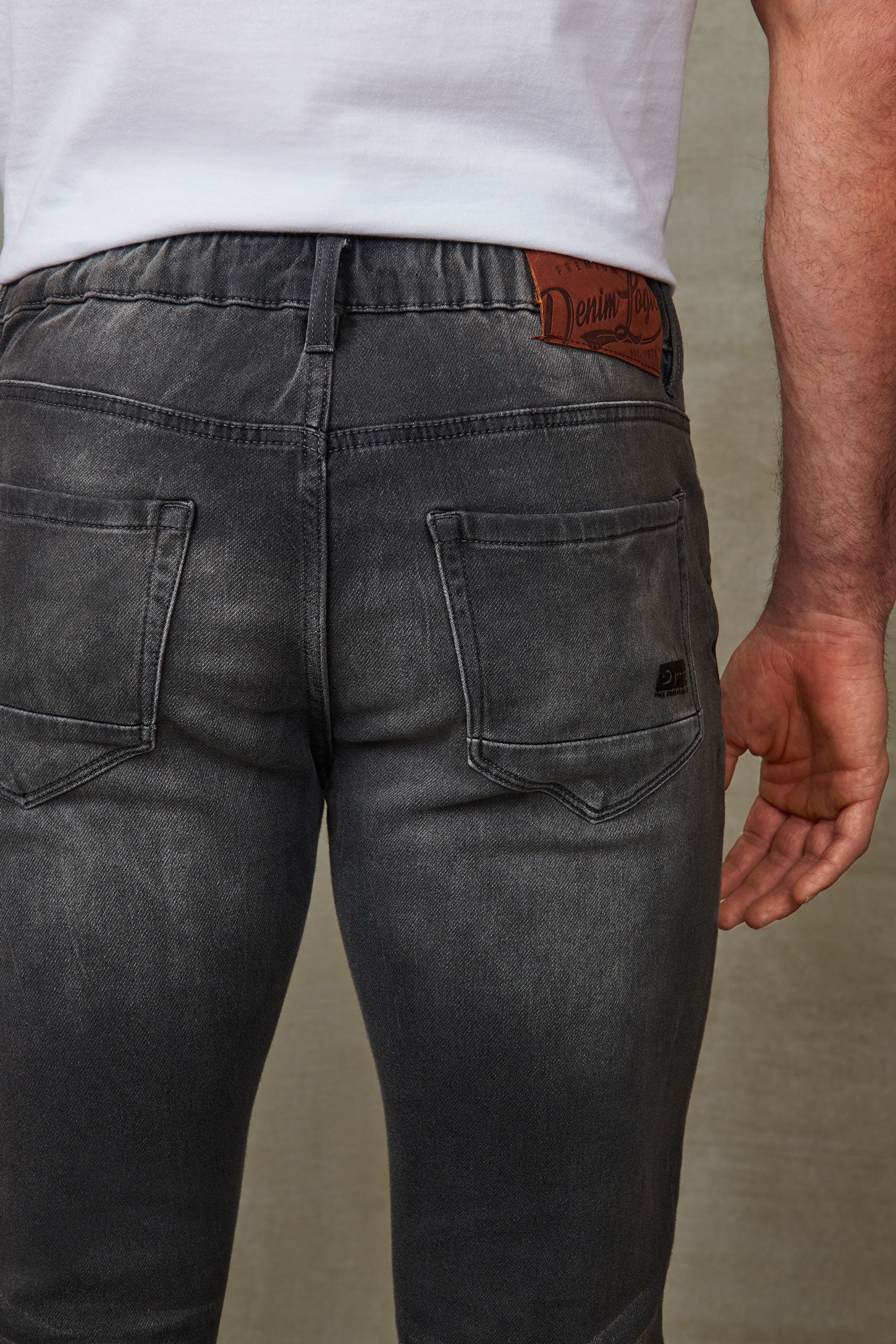 Jeans jambe étroite 30'' - Homme && GRIS