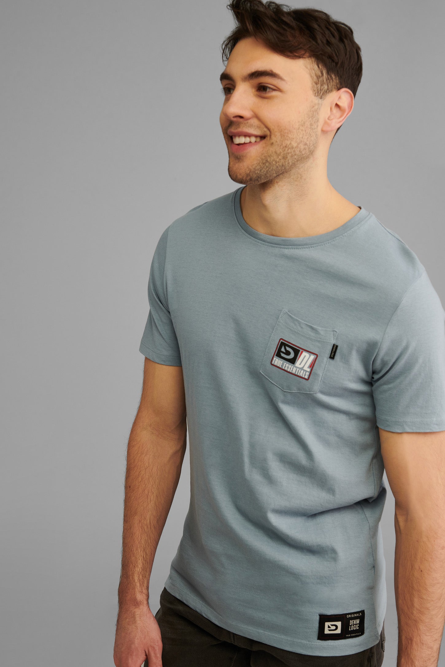 T-shirt à poche, coton bio - Homme && GRIS ACIER