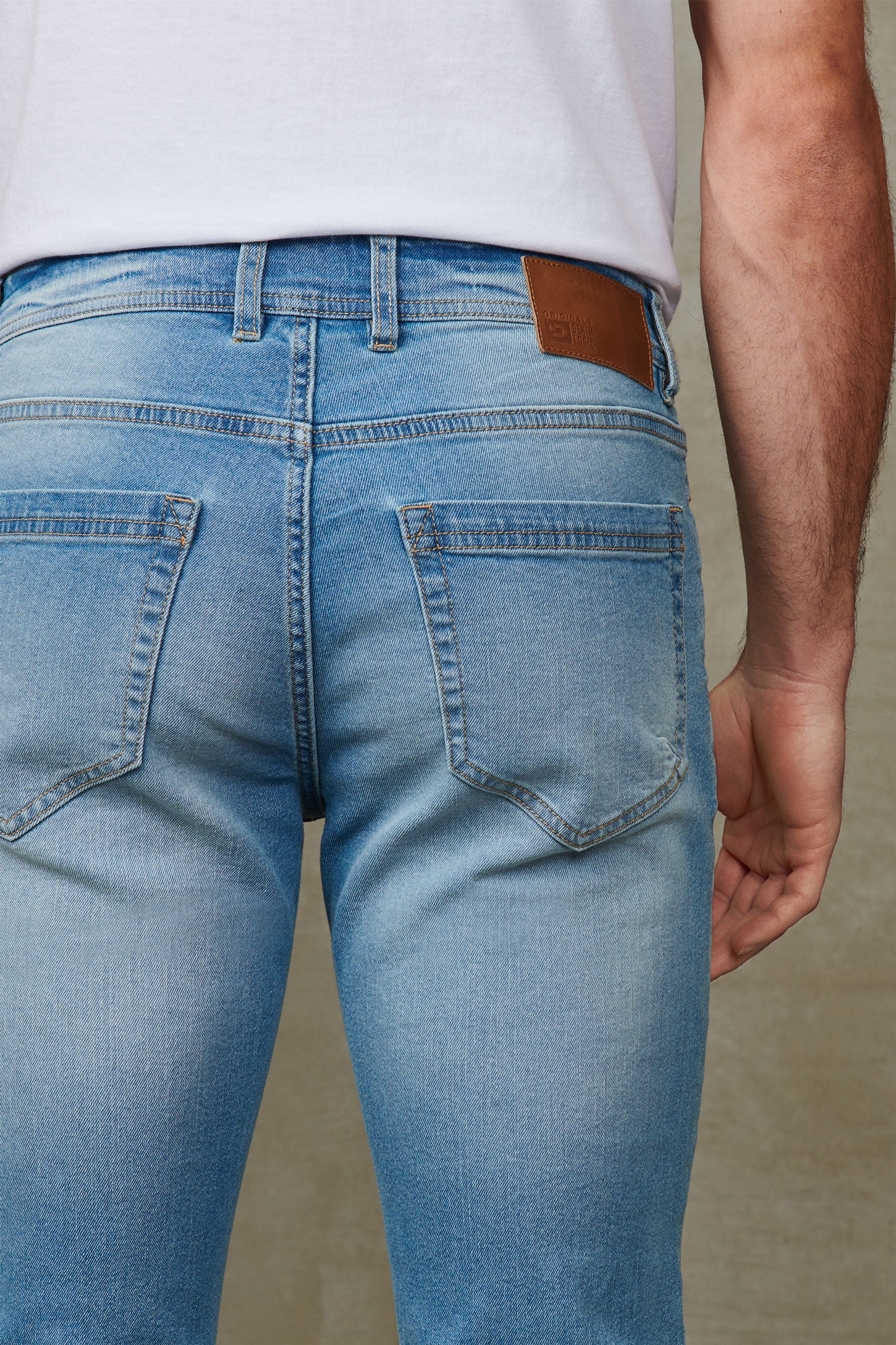 Jeans 5 poches, coupe régulière, 30'' - Homme && BLEU CLAIR