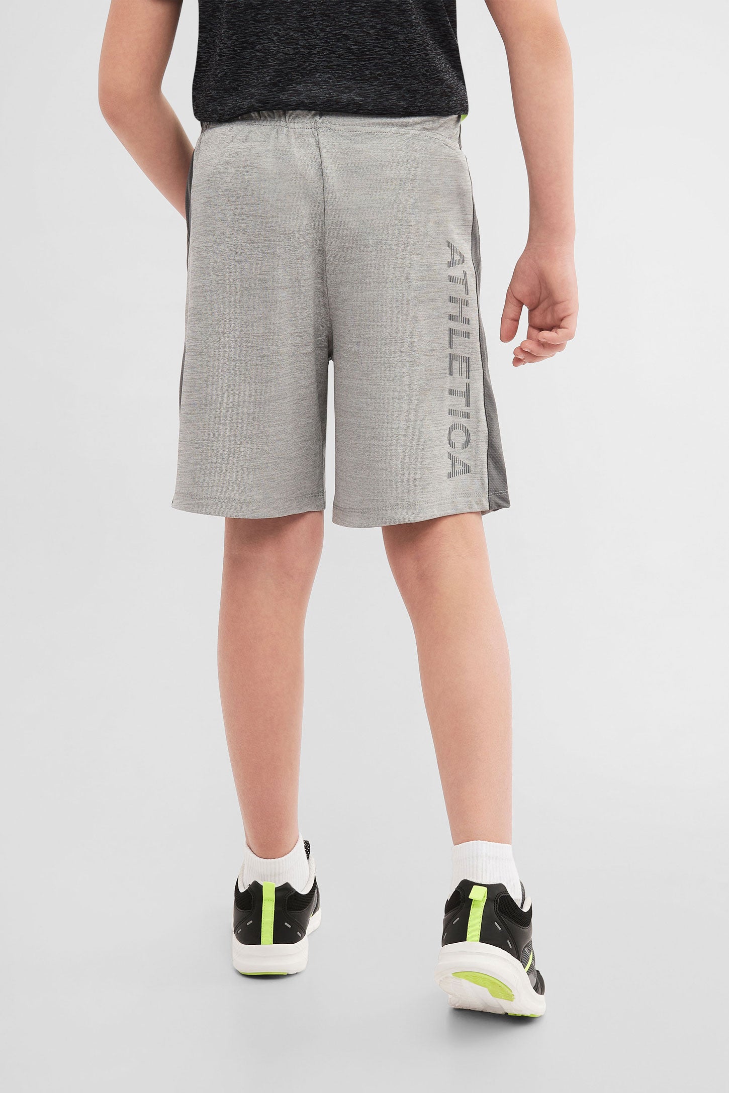 Short CLUB - Umbro - Femme - Élastiqué - 100% Polyester - Multisport Short CLUB - Umbro - Femme - Élastiqué - 100% Polyester - Multisport