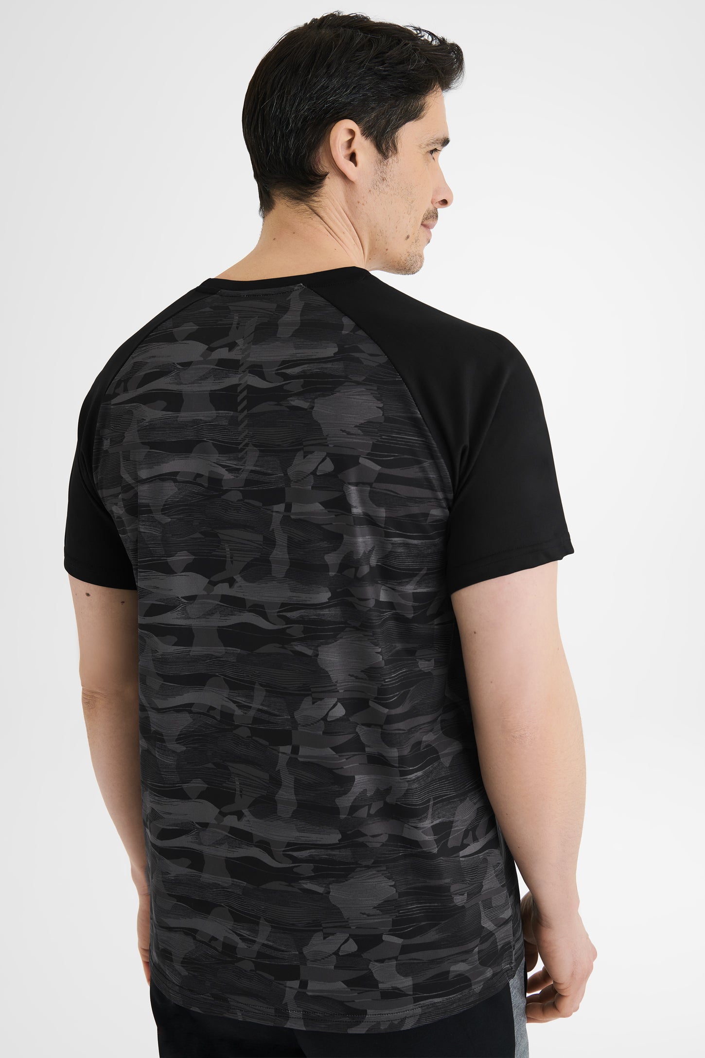 T-shirt athlétique imprimé - Homme && COMBO NOIR