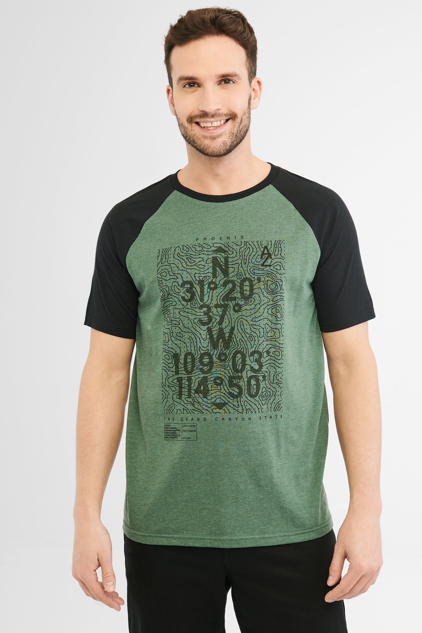 T-shirt imprimé en coton, 2/30$ - Homme && KAKI/MULTI