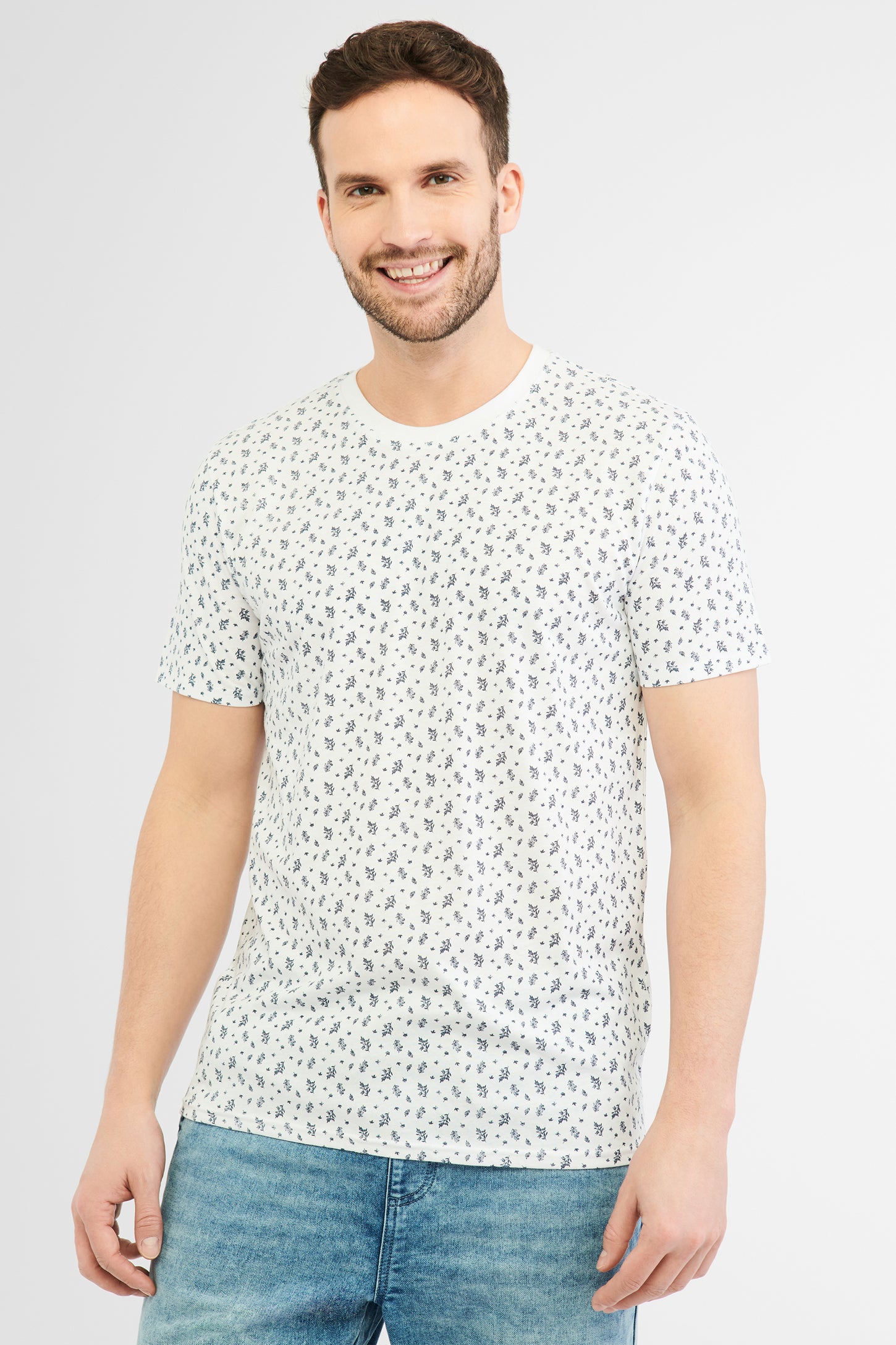 T-shirt imprimé en coton, 2/30$ - Homme && BLANC MULTI