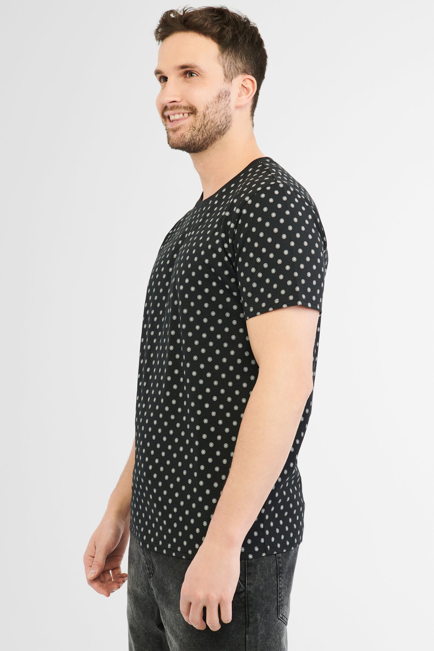 T-shirt imprimé en coton, 2/30$ - Homme && NOIR/MULTI