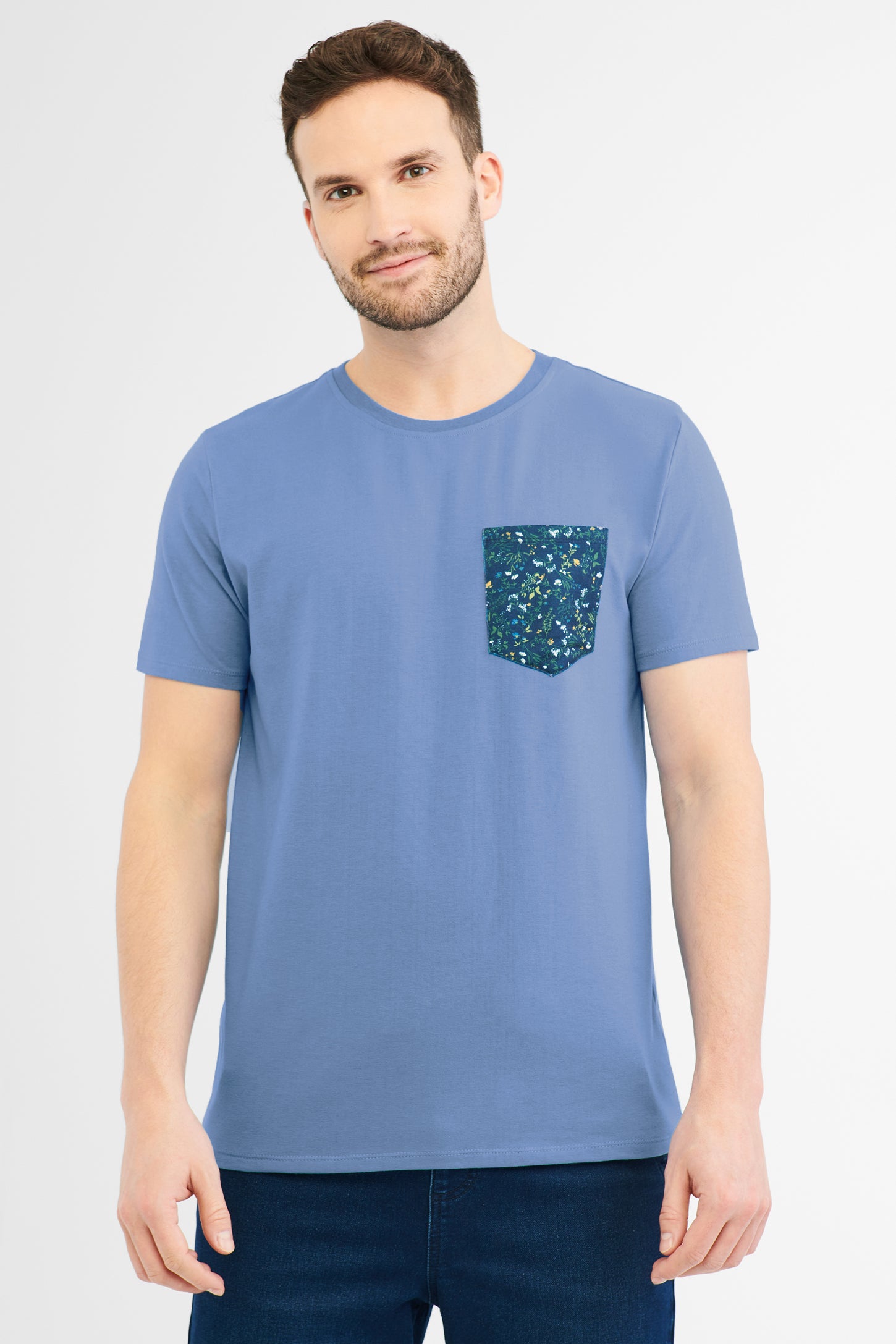 T-shirt à poche en coton, 2/30$ - Homme && BLEU