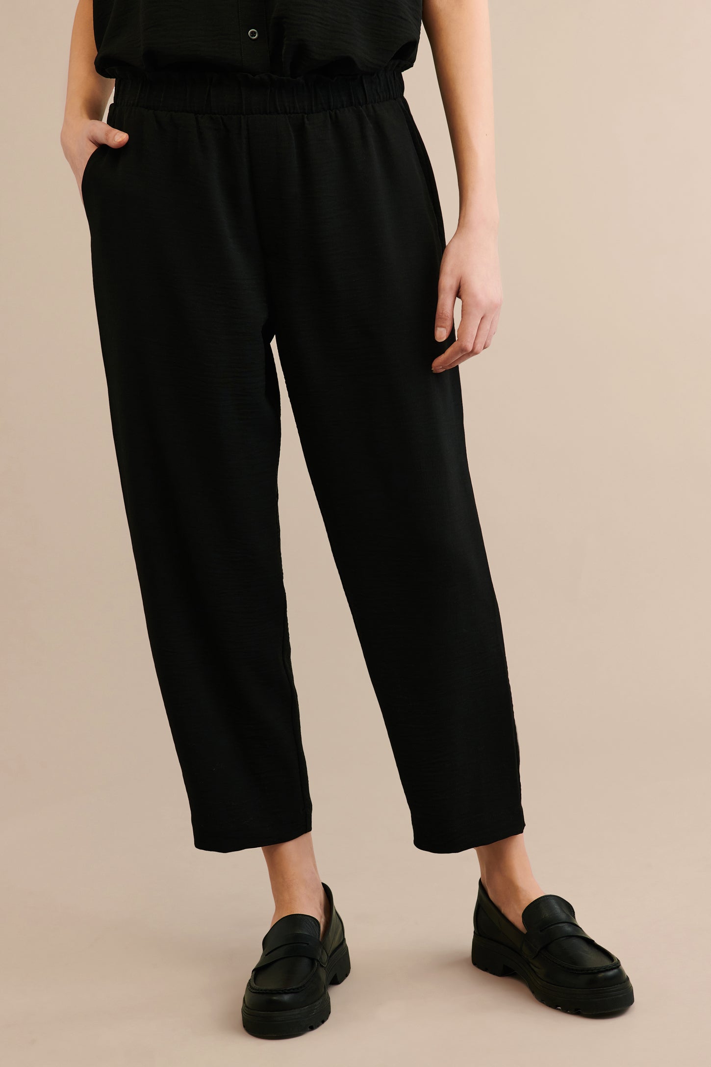 Pantalon taille élastique jambe fuselée - Femme && NOIR