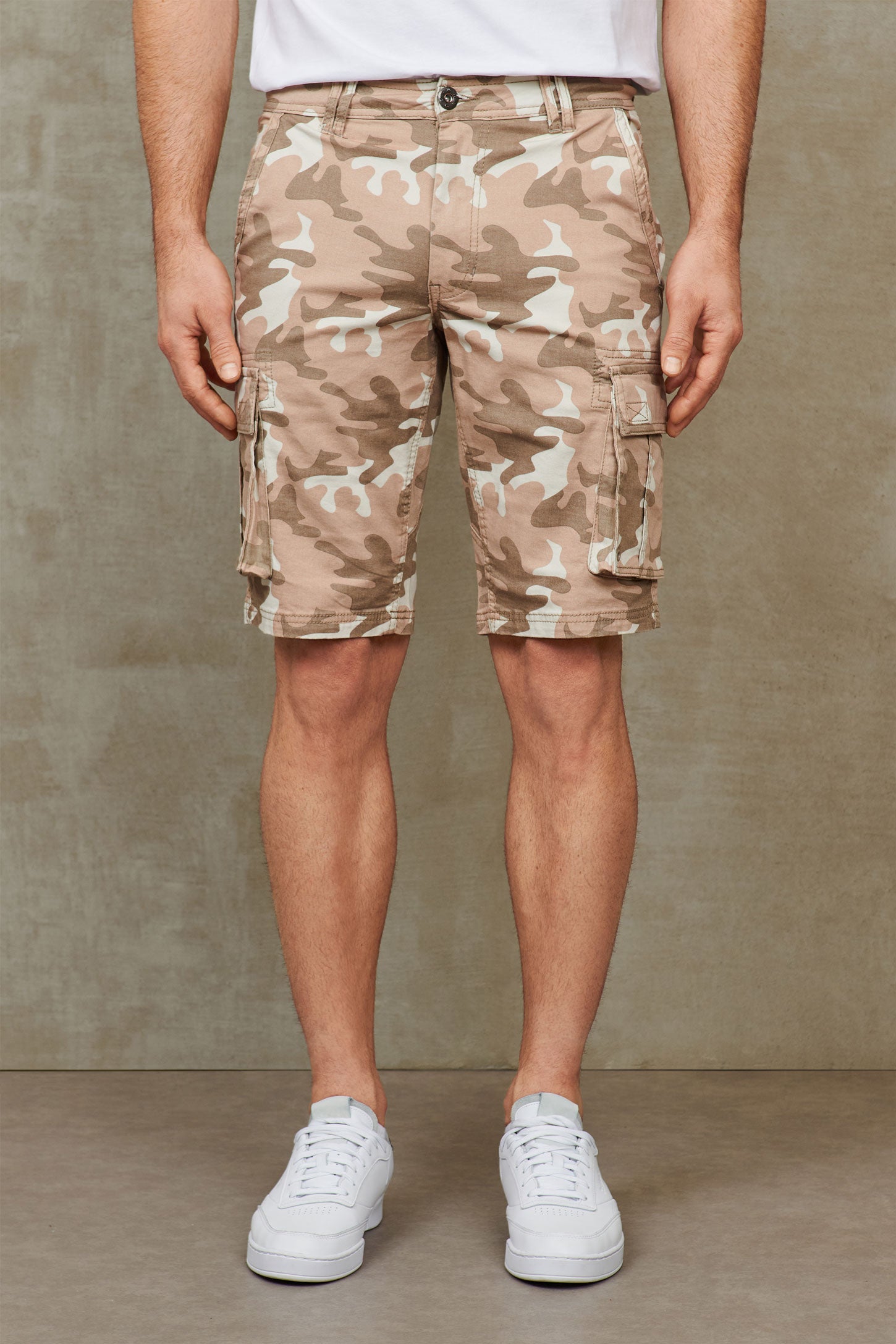 Short cargo coupe droite en twill Homme