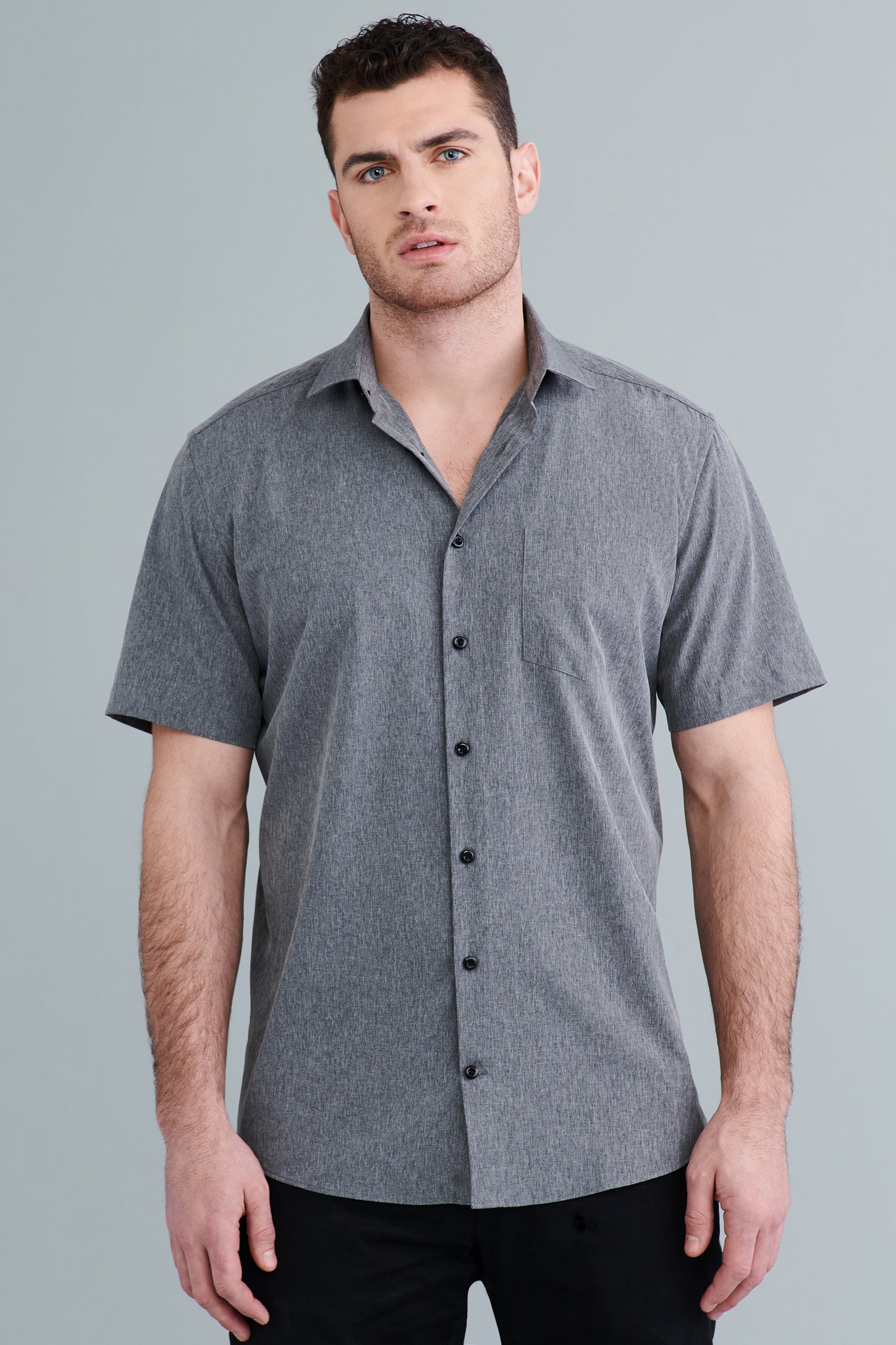 Chemise noir homme online manche courte