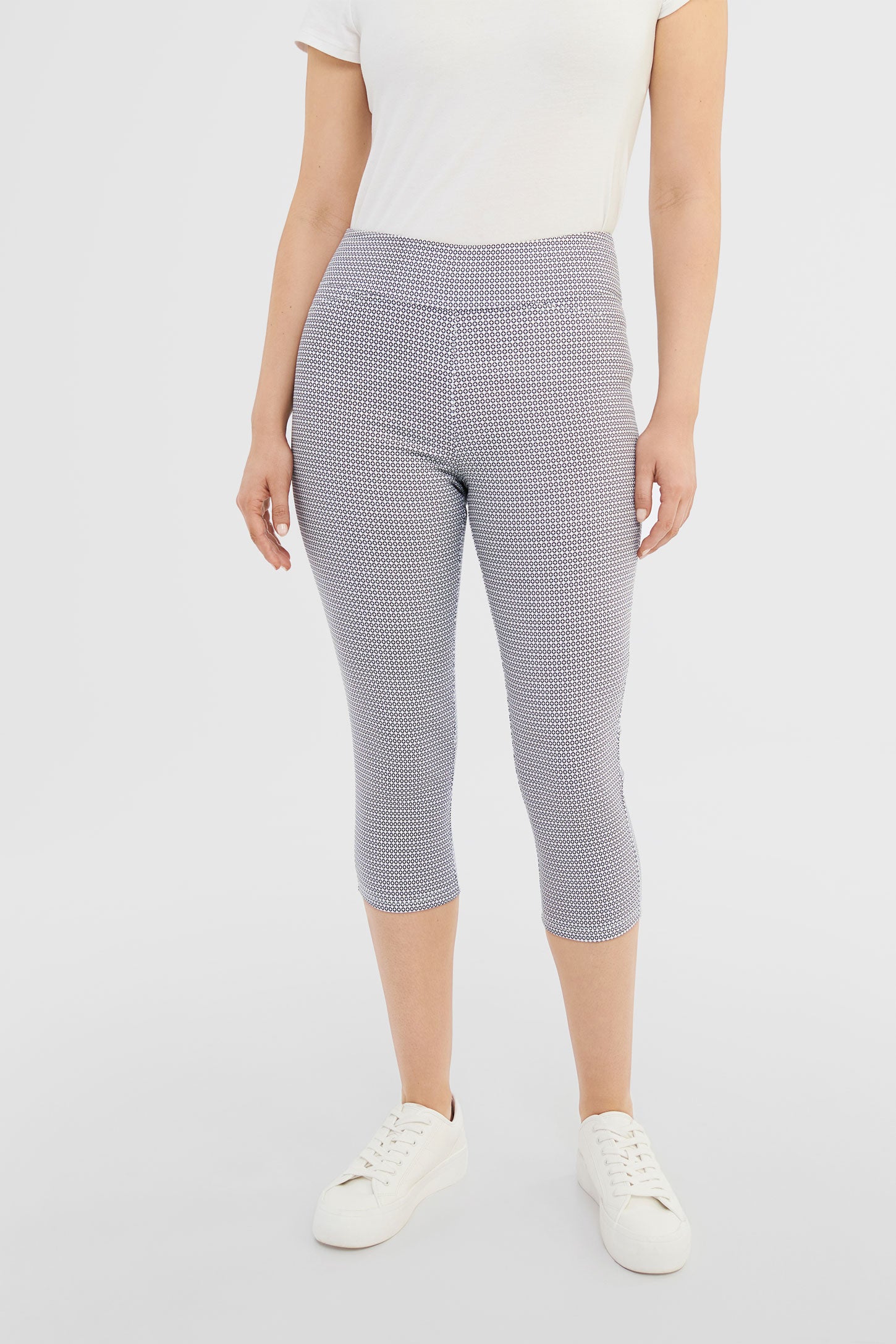 Pull-on printed fitted capris - Women