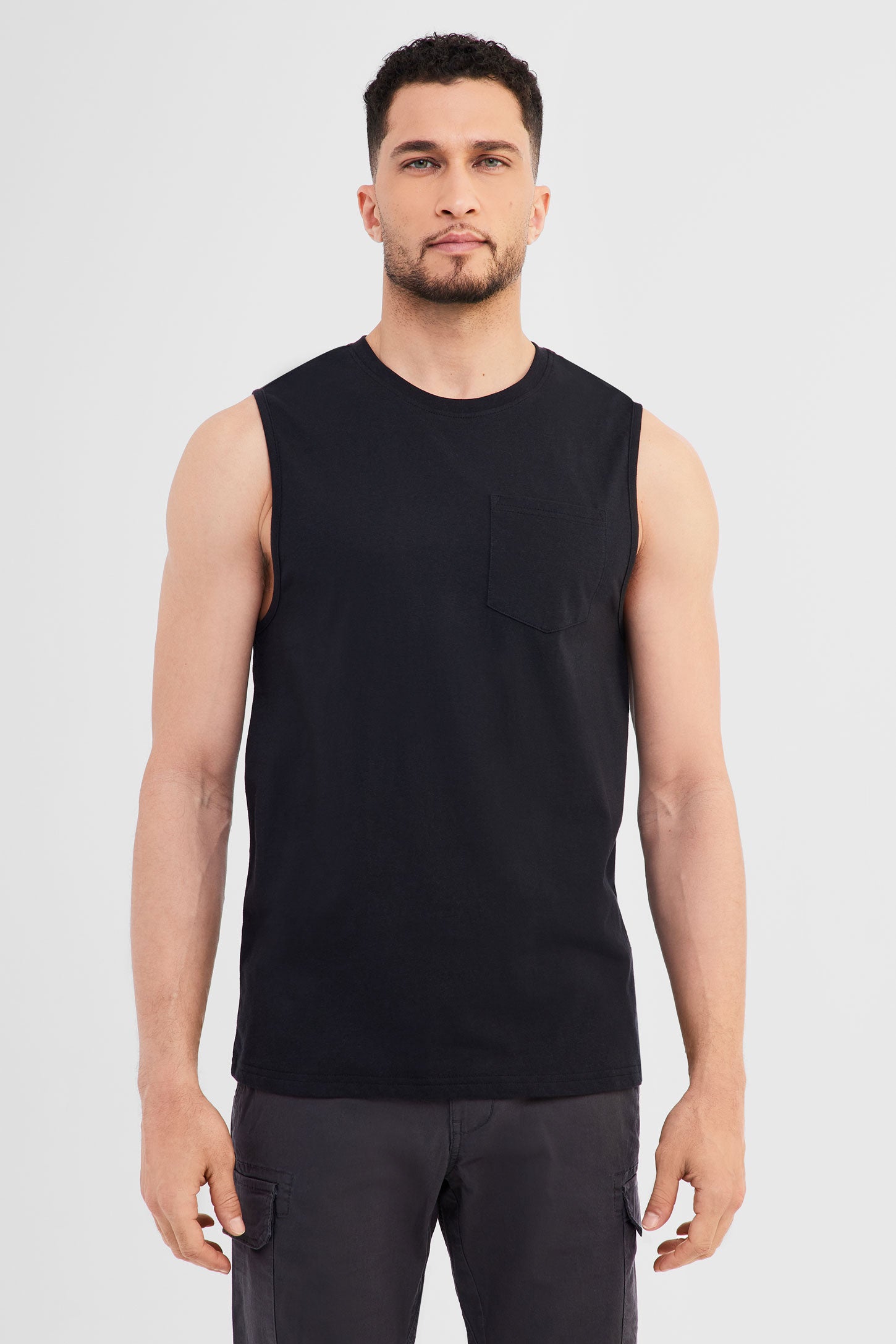 Duos futés, Camisole à poche en coton, 2/30$ - Homme && NOIR