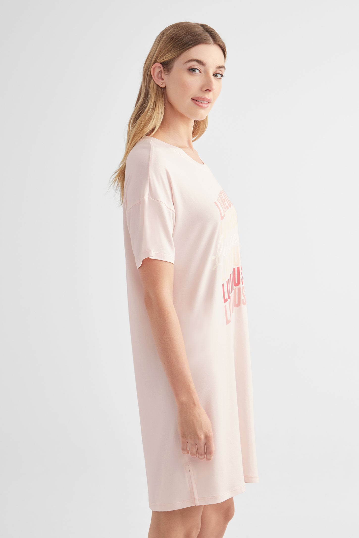 Robe de nuit manches courtes - Femme && ROSE PALE