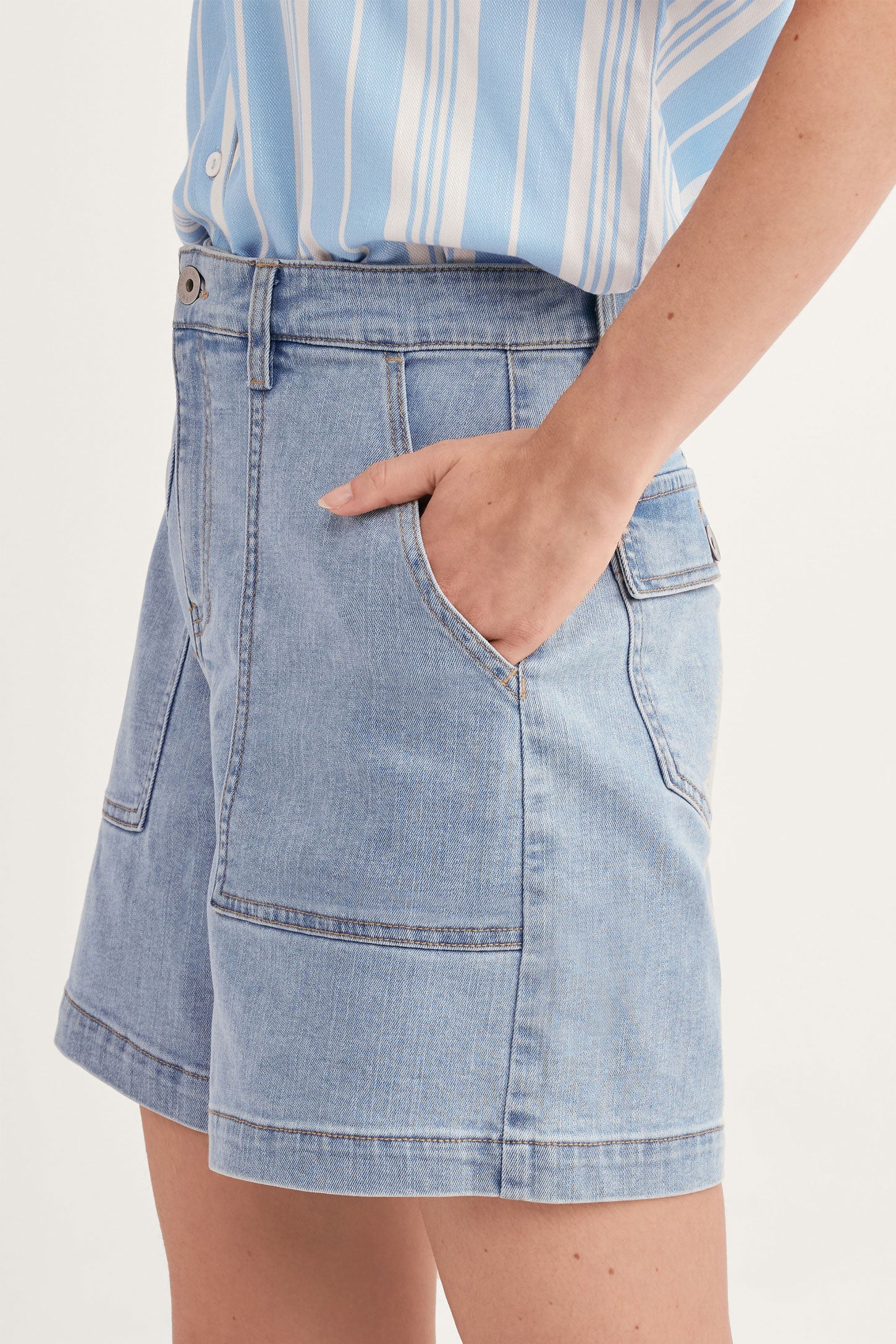 Short en jeans jambe évasée Lyocell - Femme && DENIM PALE