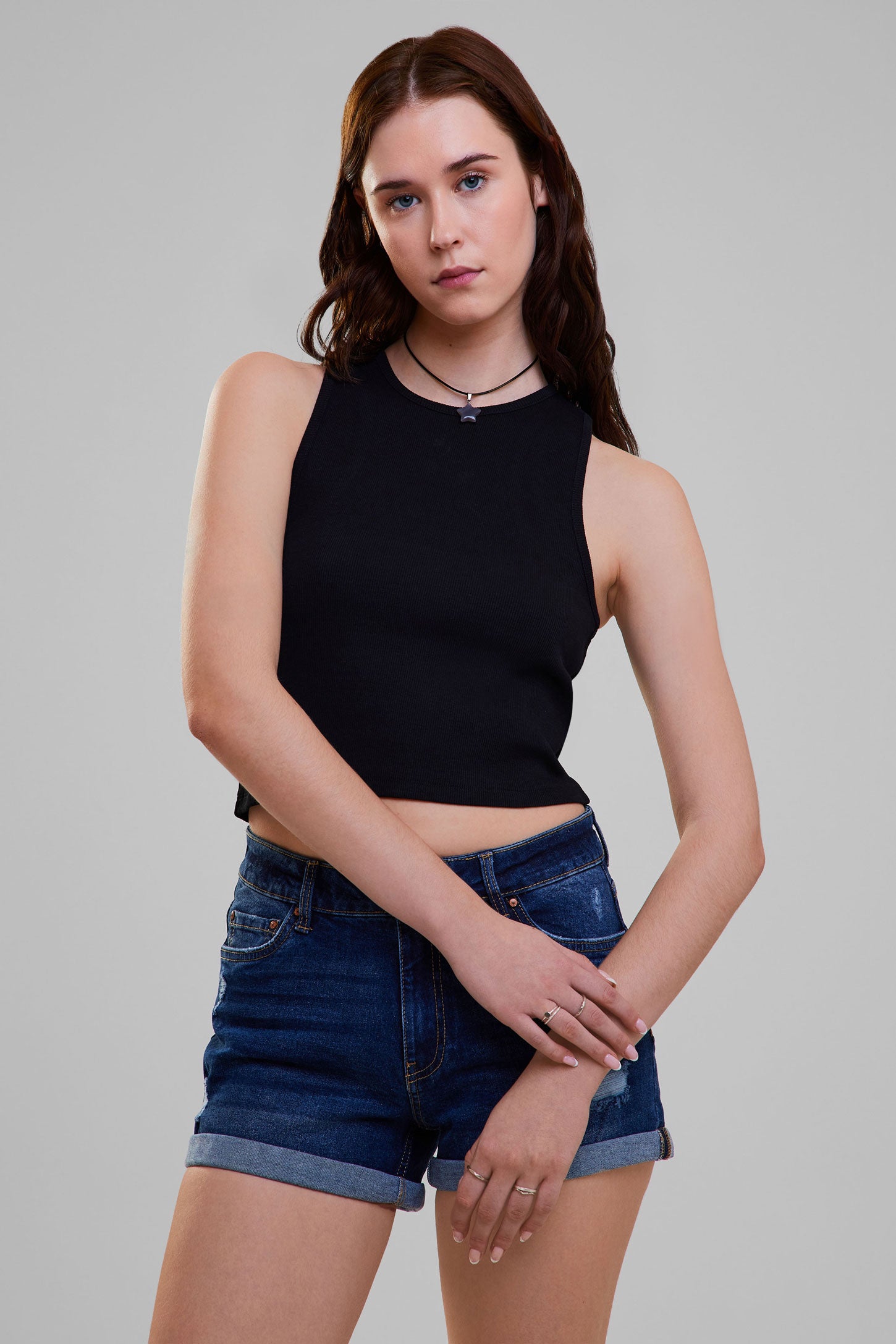 Camisole Halter coupe semi-ajustée - Femme && NOIR