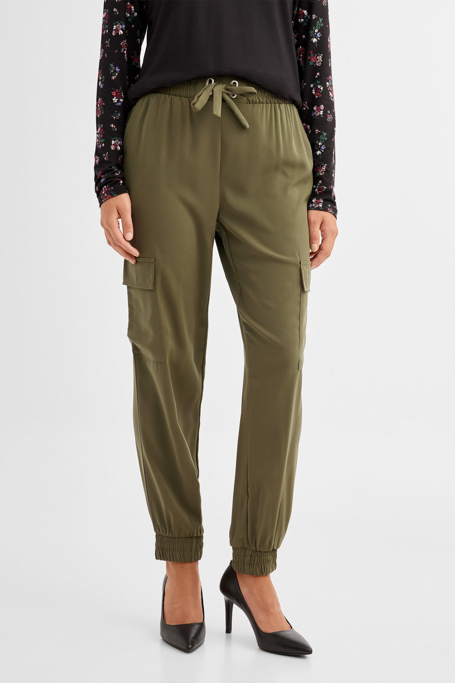 Khaki cargo best sale joggers womens