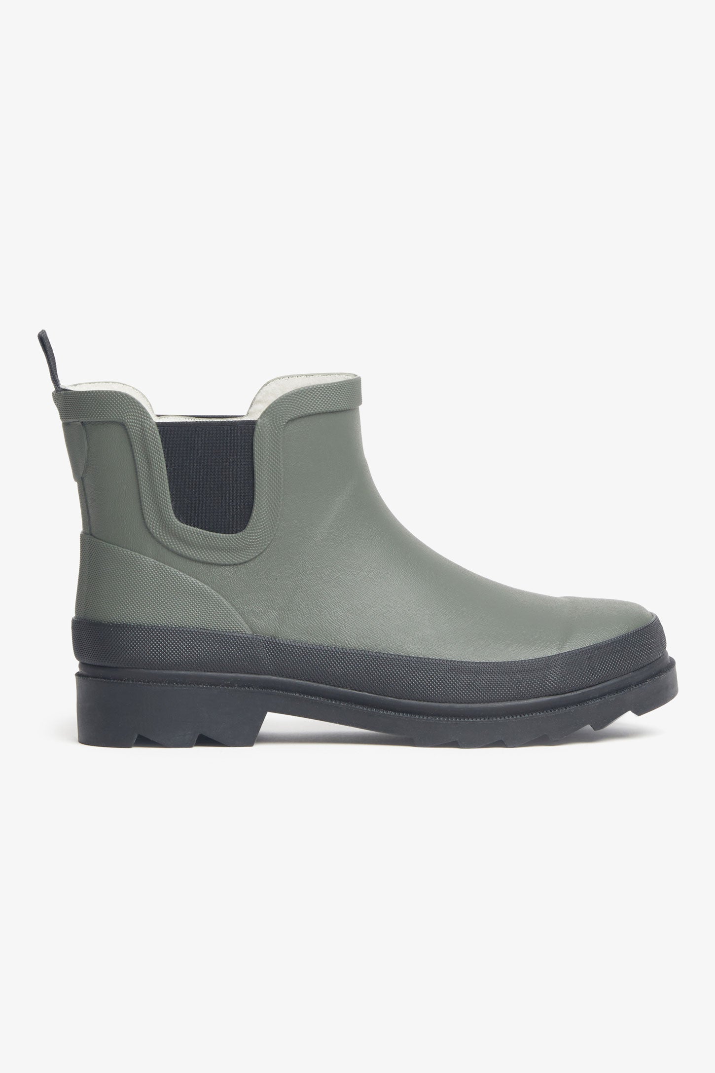 Sherpa lined Chelsea rain boots Teenage girl