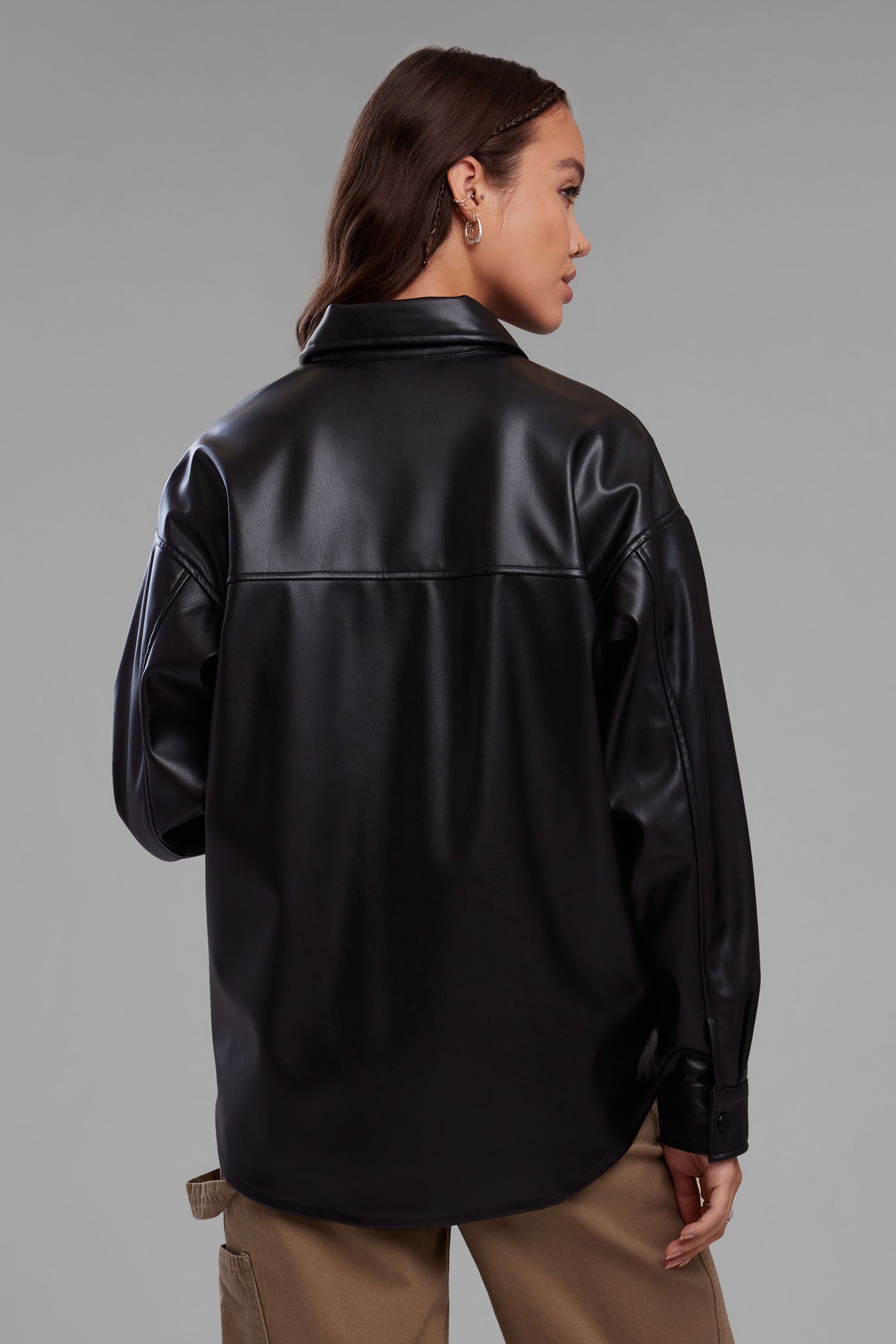 Oversized vegan leather shirt - Women